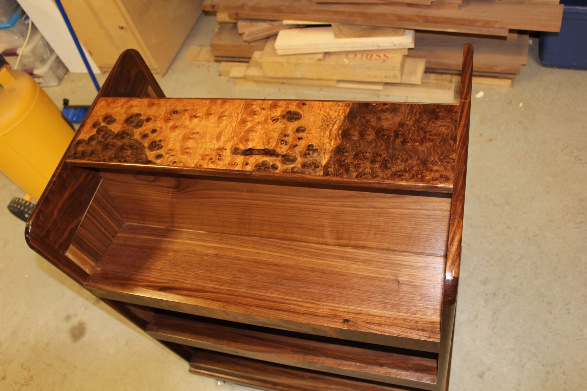 Mobile Bookcase 4 
