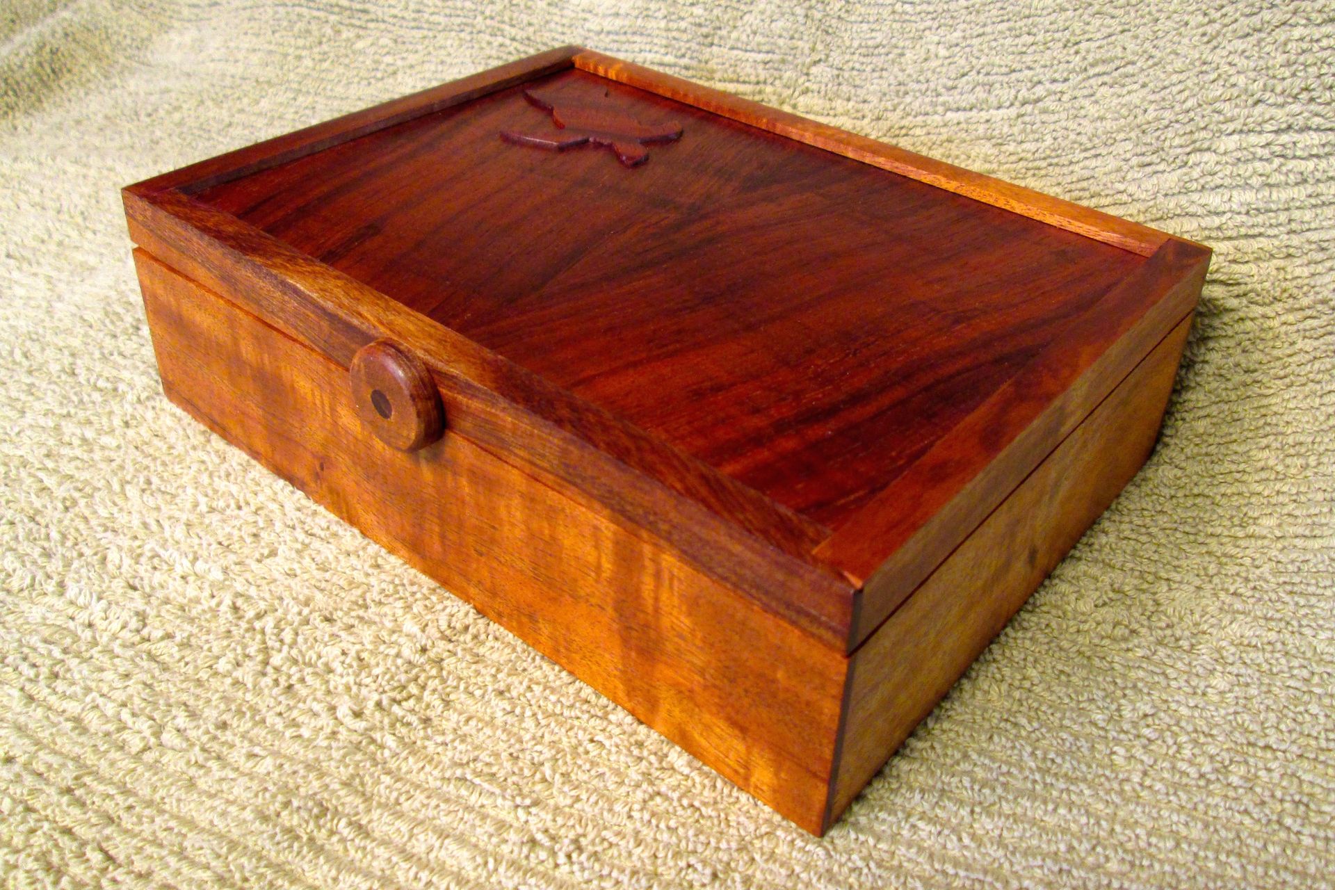 Koa Box With Sea Turtle