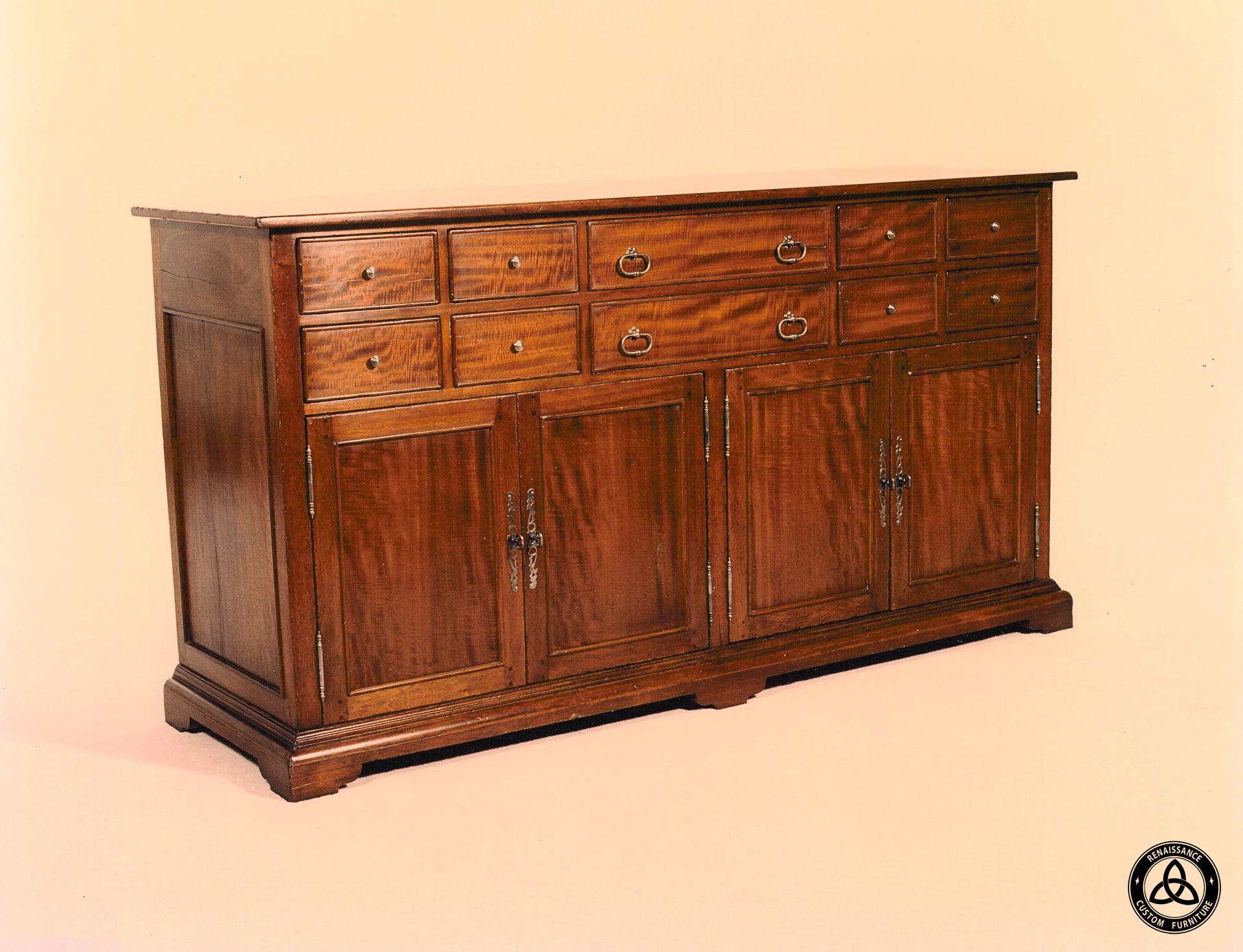 #100 Ten Drawer Server