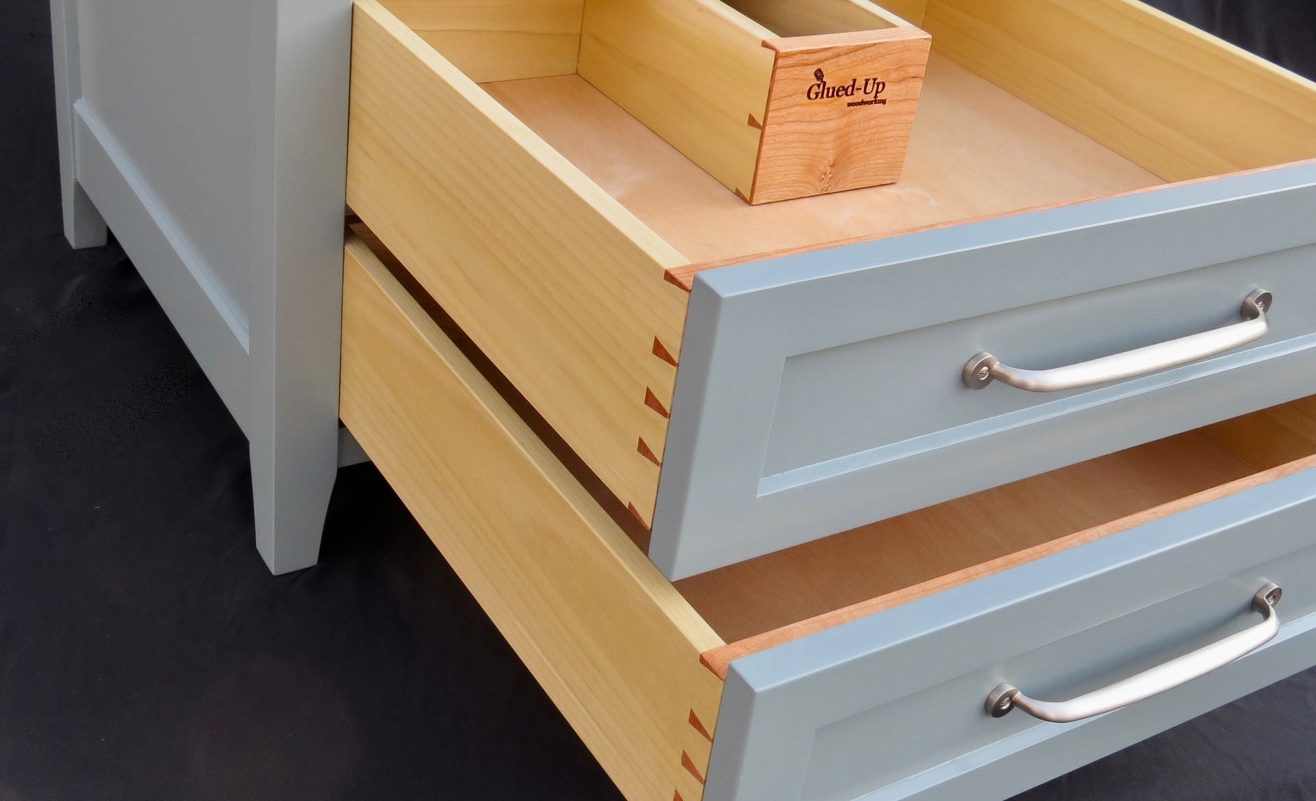 Shaker Vanity 4
