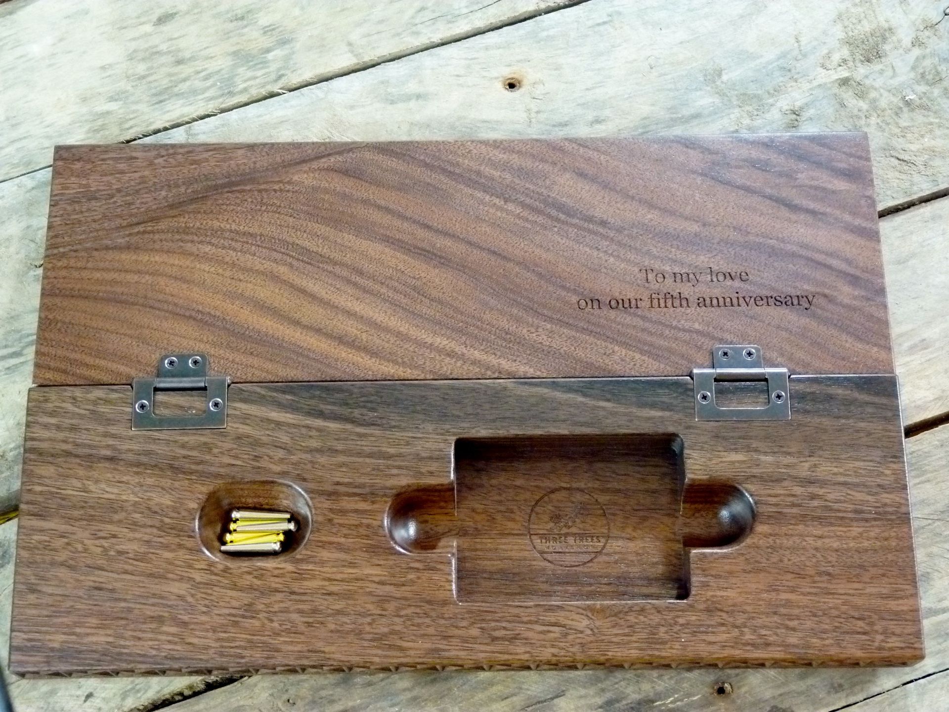 Carved Cribbage Board In Walnut Or Cherry Wood 5 