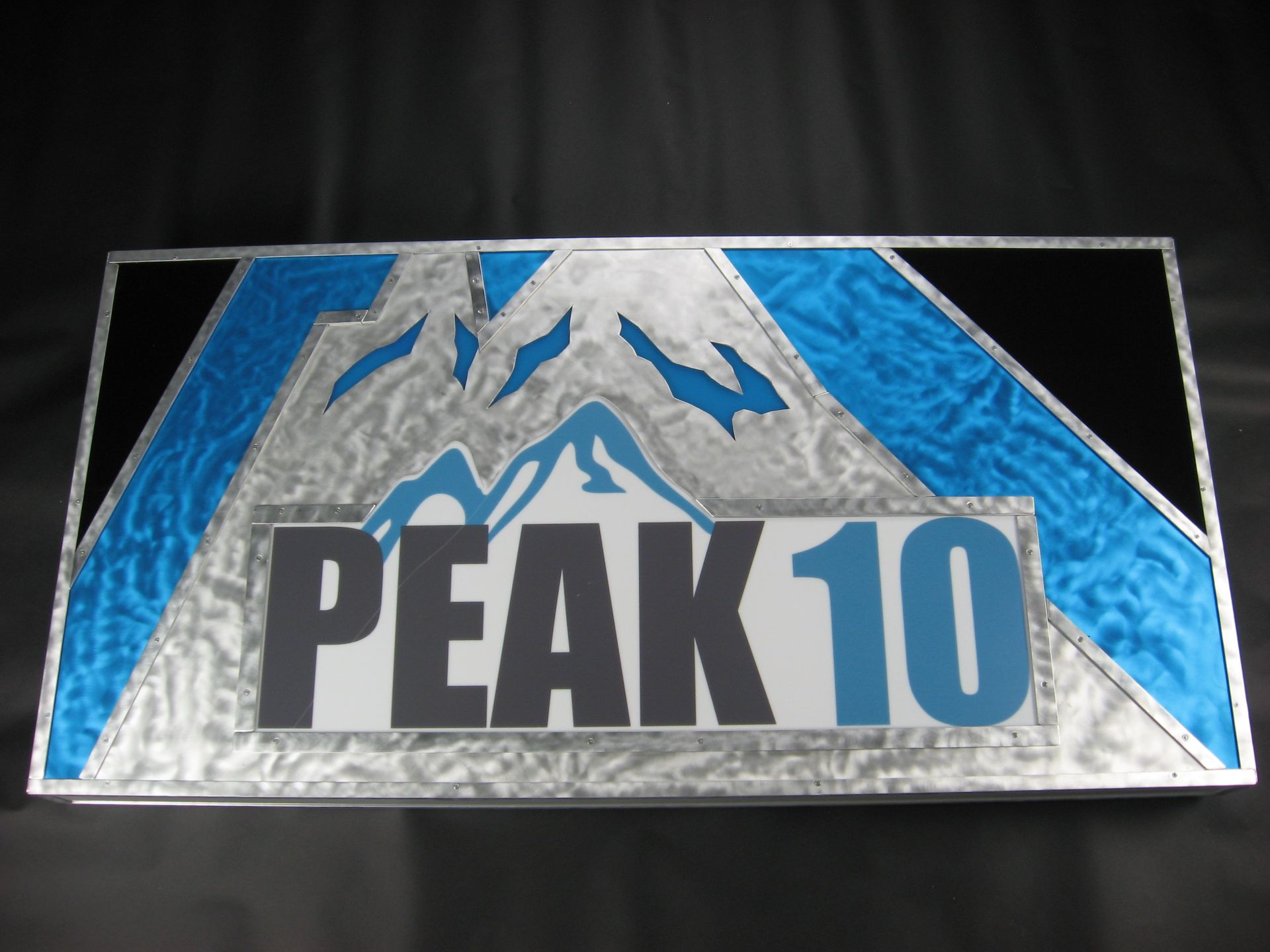 Custom Led Illuminated Marketing Feature Sign 4 