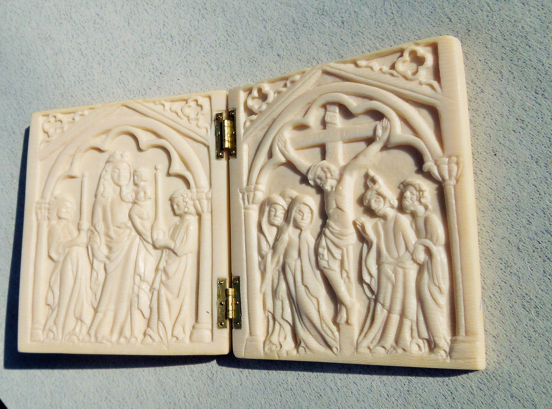 Jesus Christ And Virgin Mary Diptych, Medieval Style 6