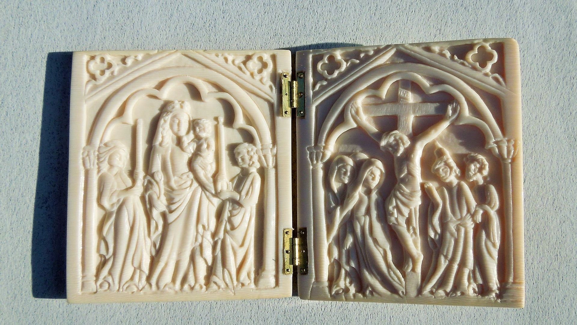 Jesus Christ And Virgin Mary Diptych, Medieval Style 10