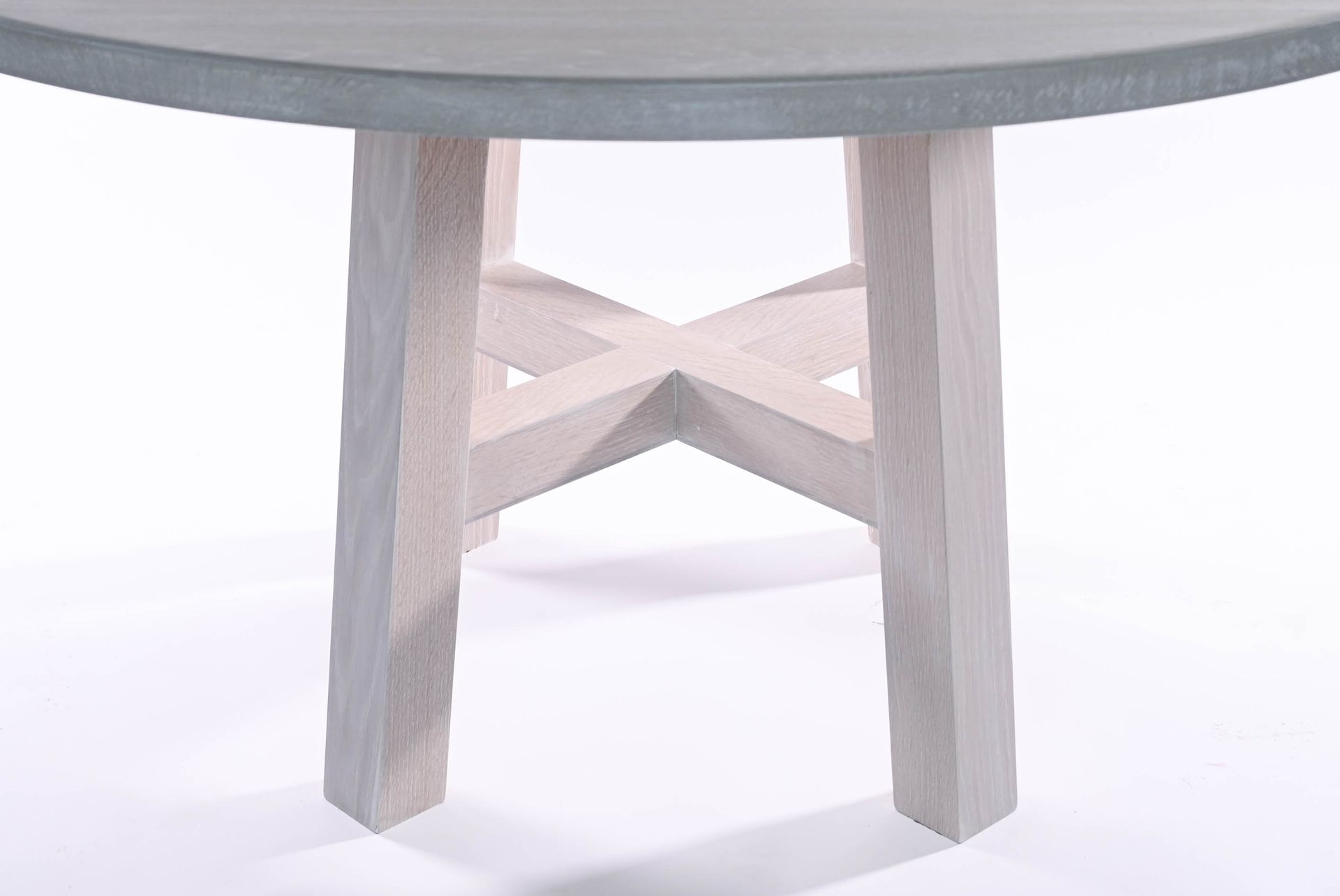 Mackenzie Roundtop Table 6 