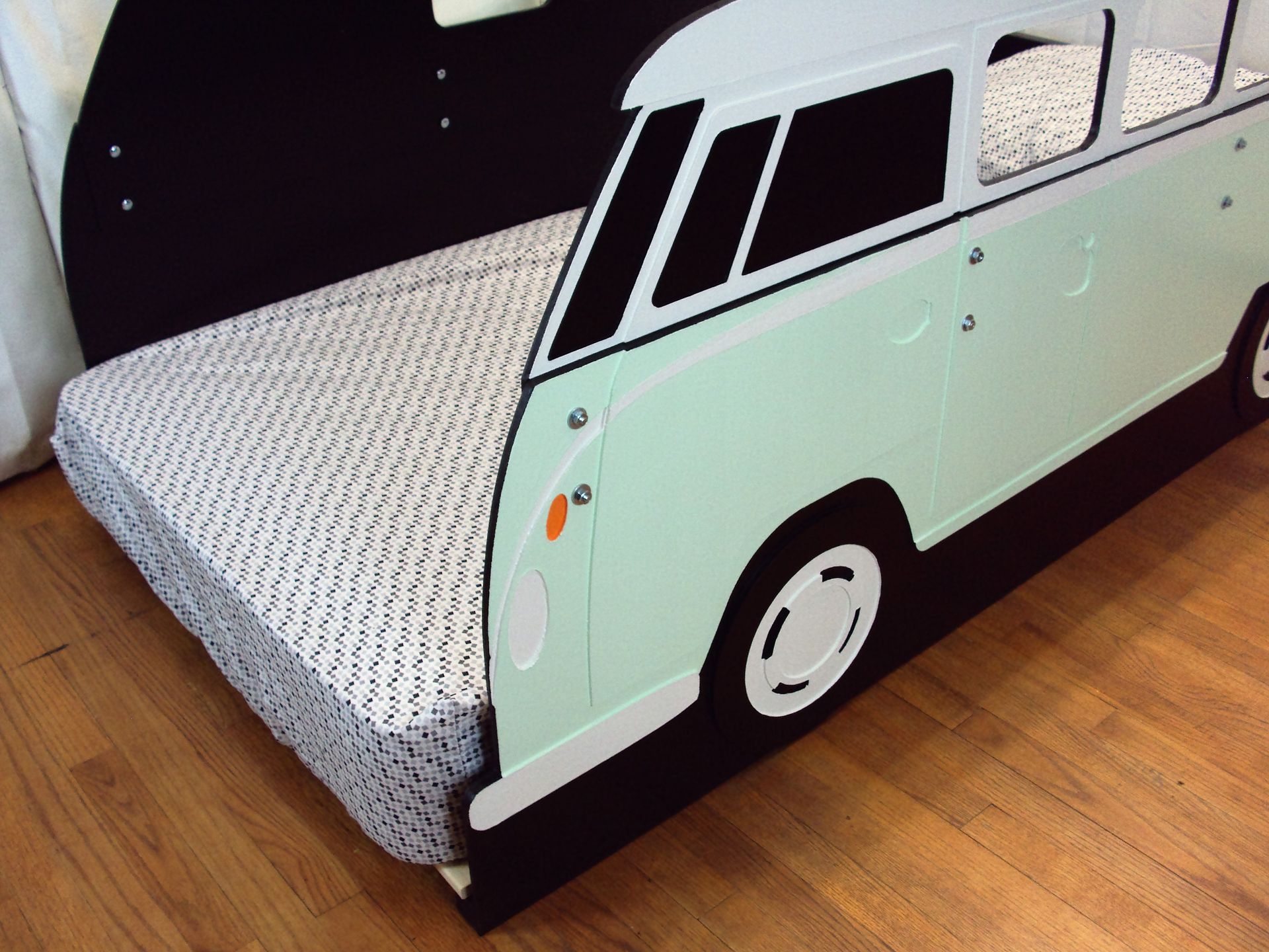Surfer Mini-Bus Twin Kids Bed Frame - Handcrafted - Themed Children's Bedroom Furniture 6 