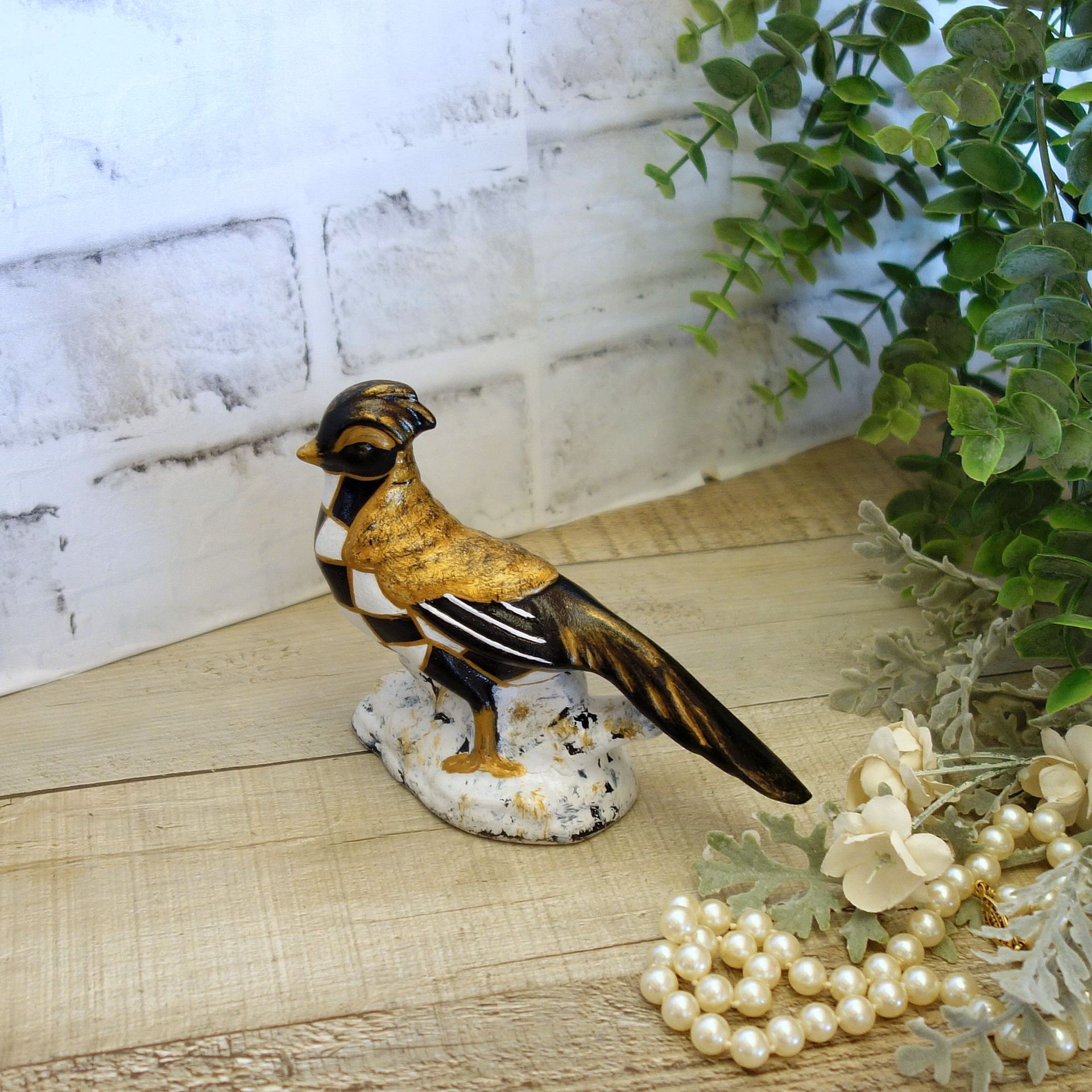 Courtly Bird Of Paradise Checked Songbird Decor Black And White Check Decor 4 