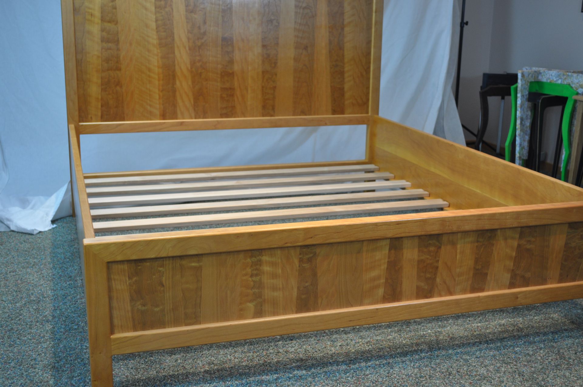 Beautiful Queen Cherry Bed 6
