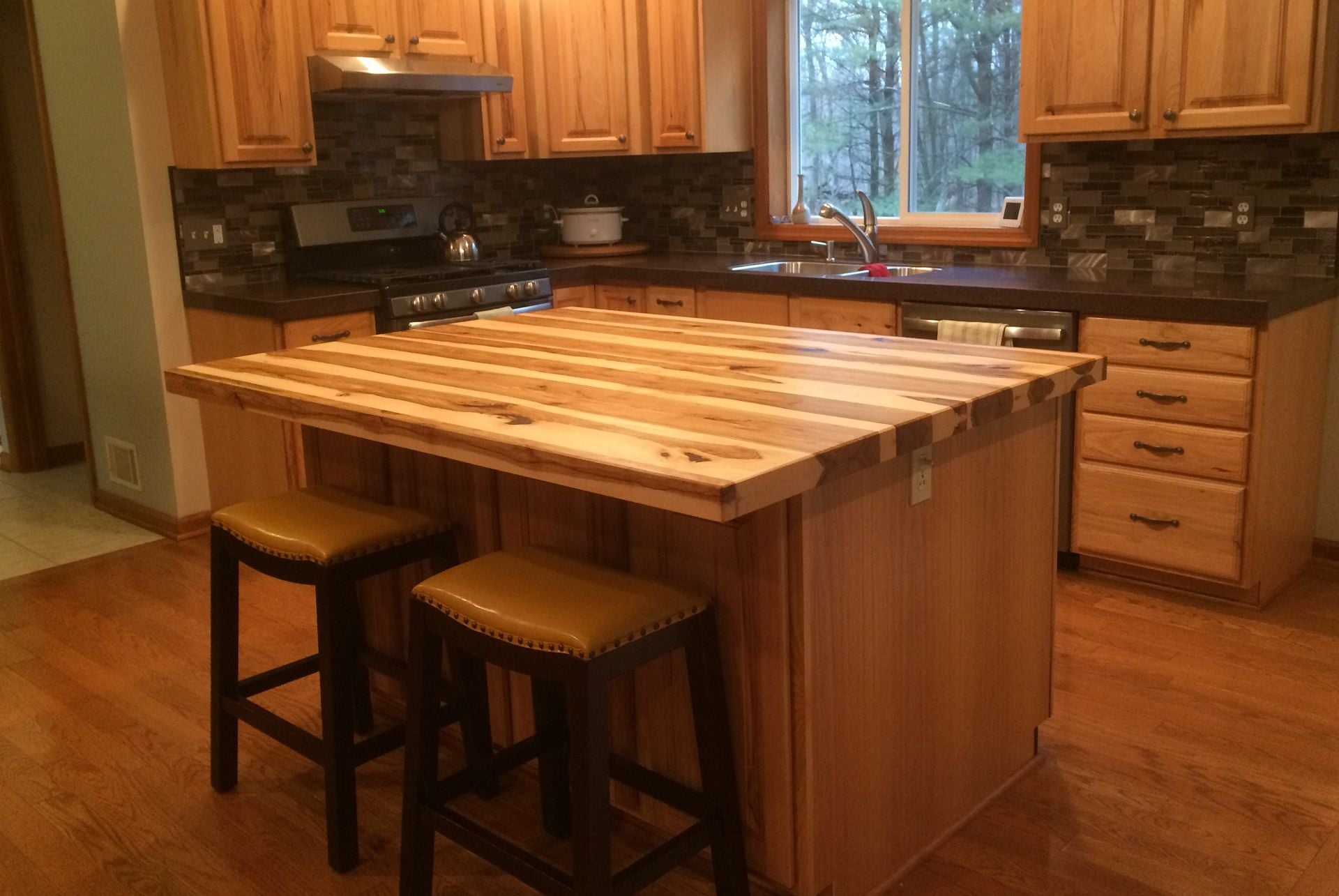 Solid Hickory Bar Top / Island Top