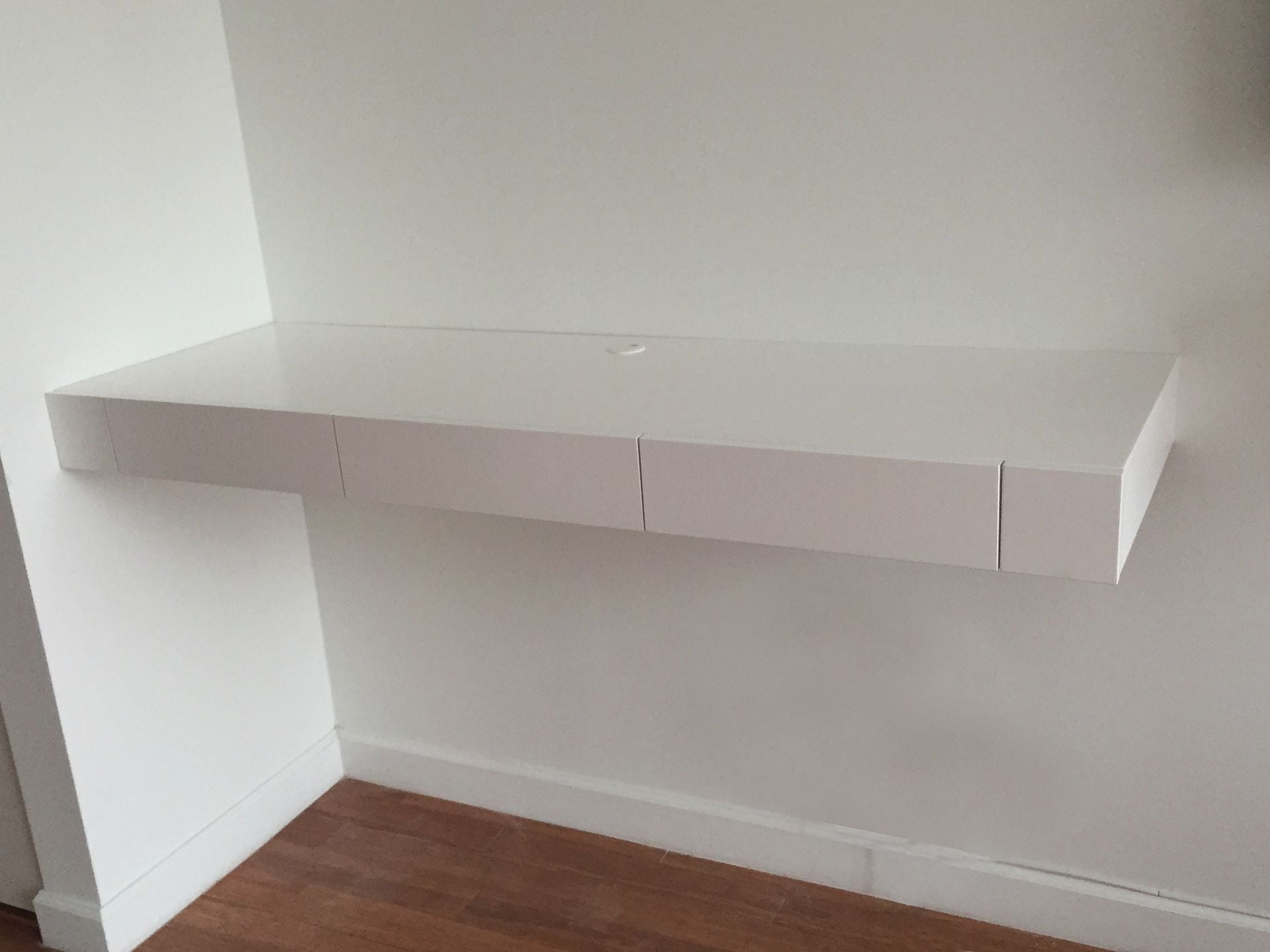Floating Desk