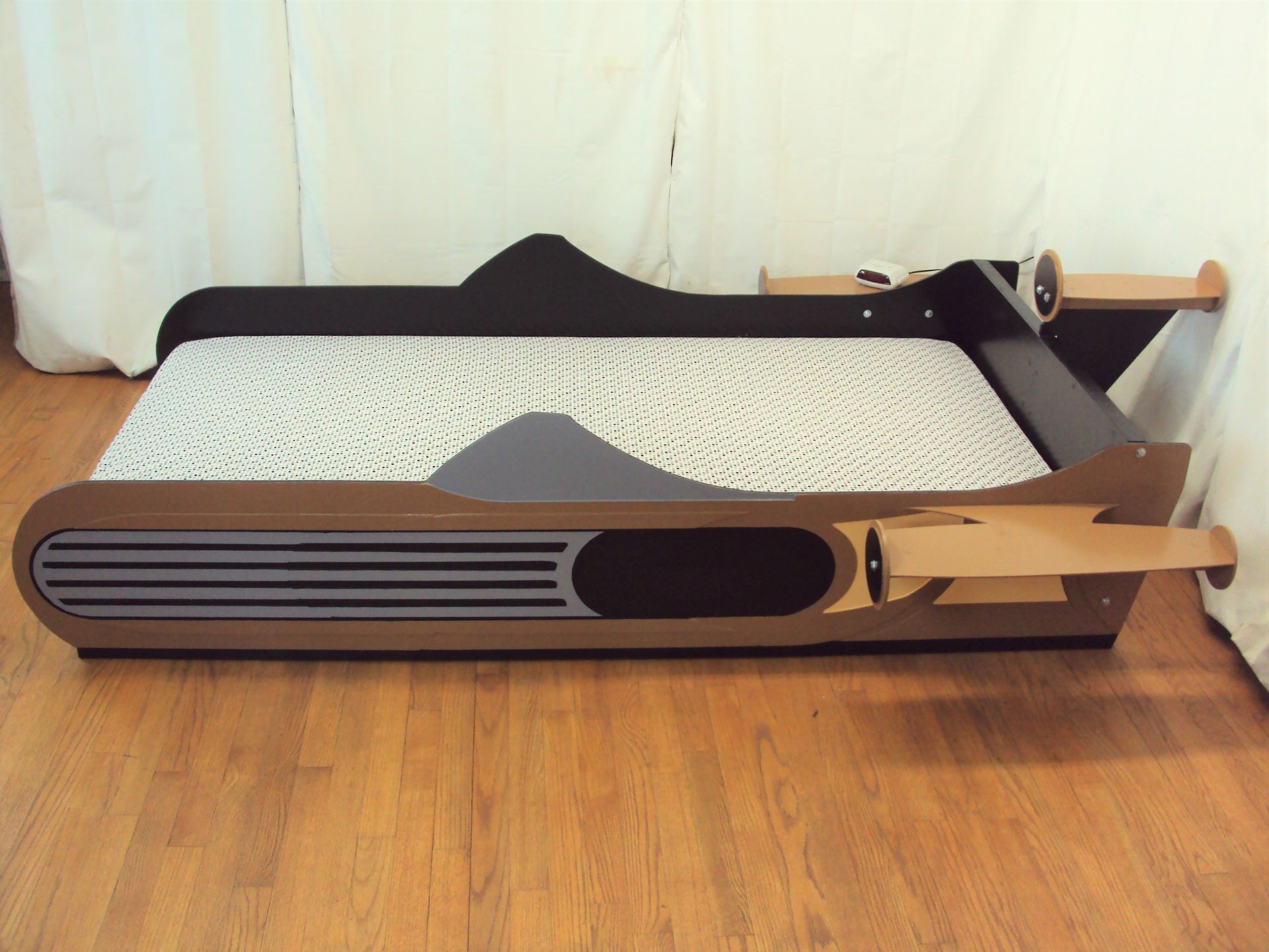X-34 Landspeeder Twin Kids Bed Frame - Handcrafted - Space Themed Children's Bedroom Furniture 6 
