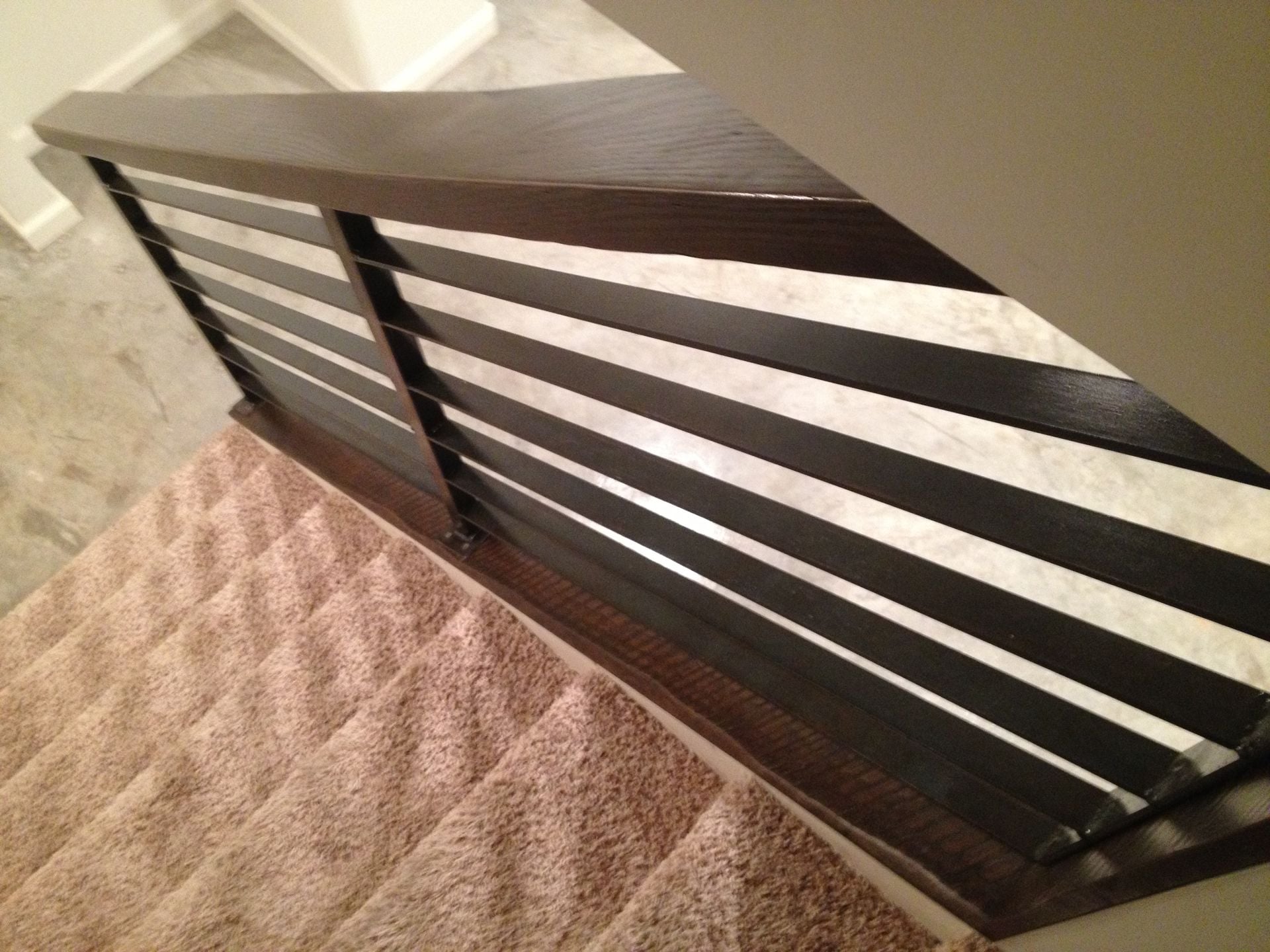 Horizontal Slat Railing 3