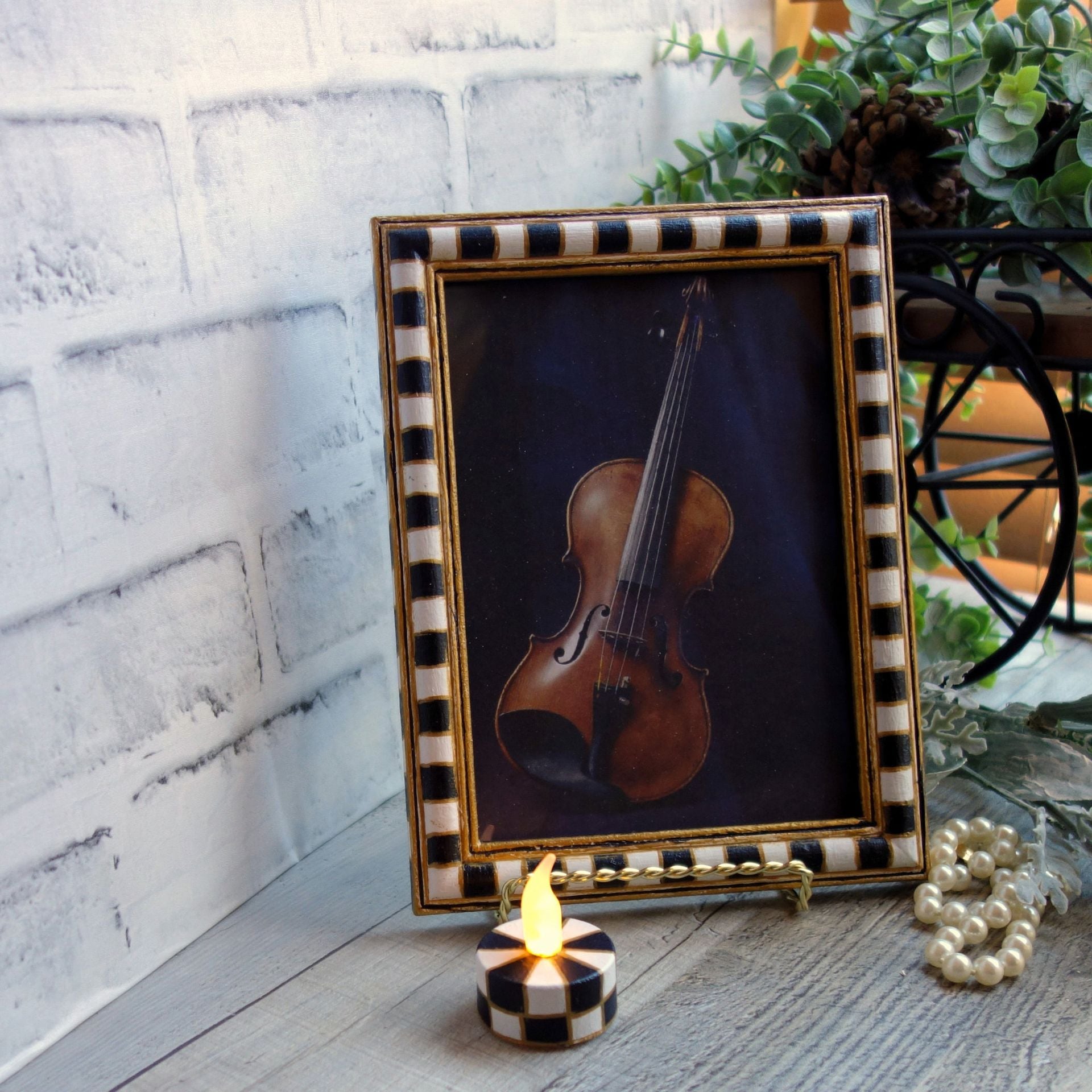 Hand Painted Checks Vintage Checked Picture Frame With Checked Tea Light Candle 2 