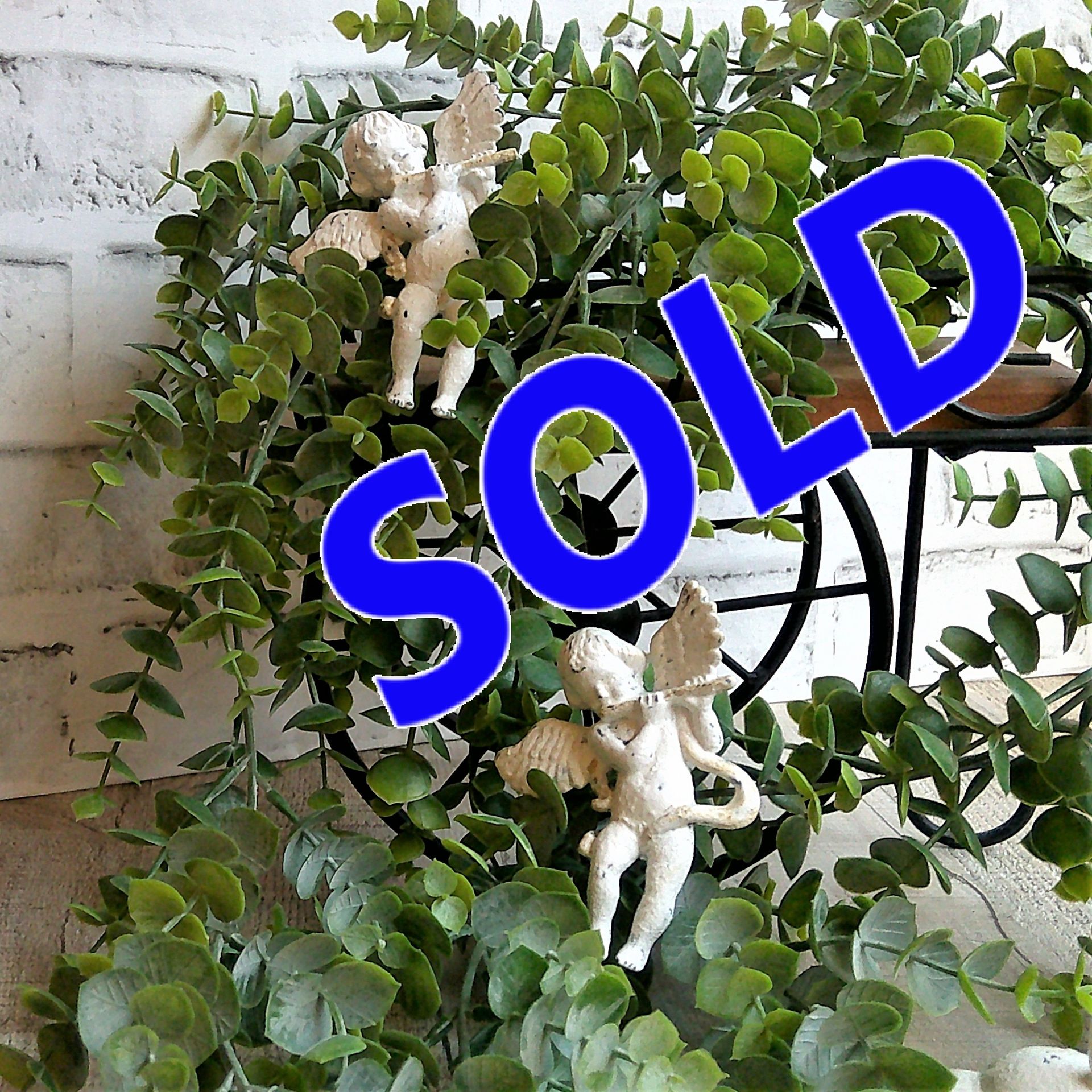 Hand Painted Chippy White Cherub Ornaments Set/2 Clip On Towel Curtain Decor 1 