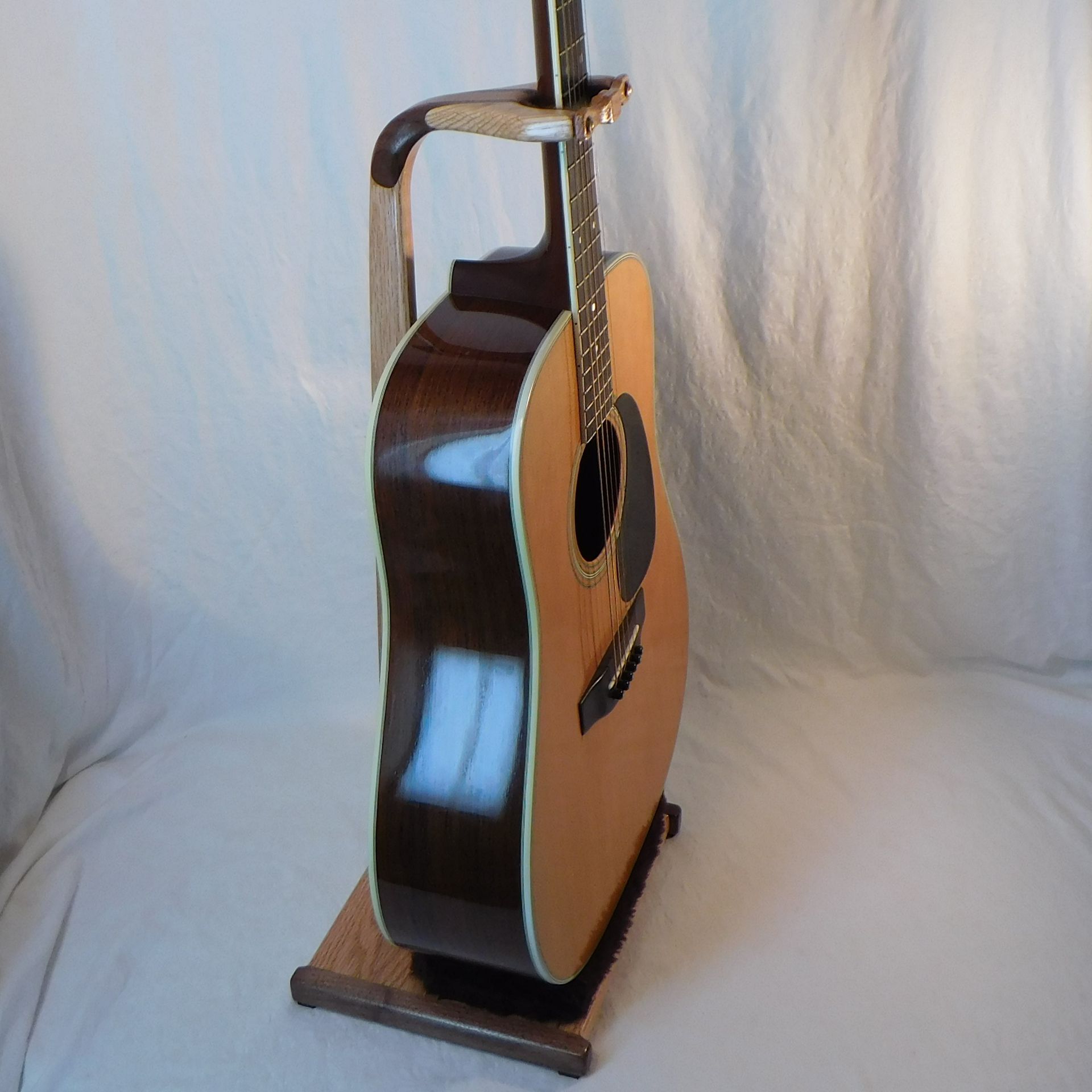 Model 3 Guitar Stand 2