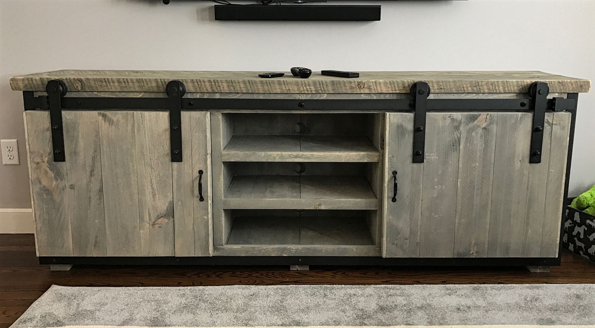 Rustic Industrial Barn Board / Media Stand / Tv / Entertainment Stand W/ Sliding Doors 4 