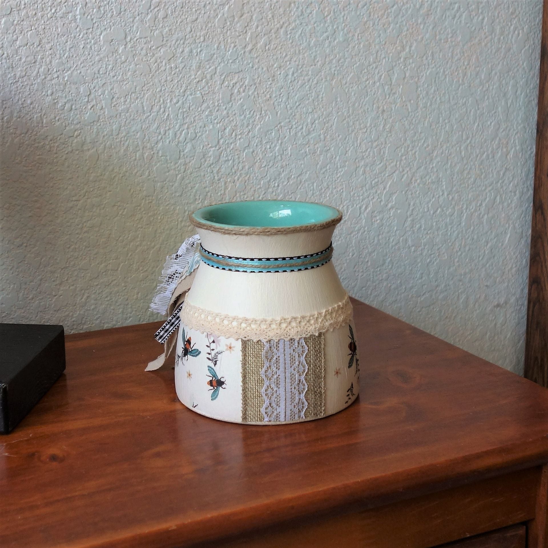 Honey Bee Jar Decorative Canister Bee Vase Makeup Organizer 5 