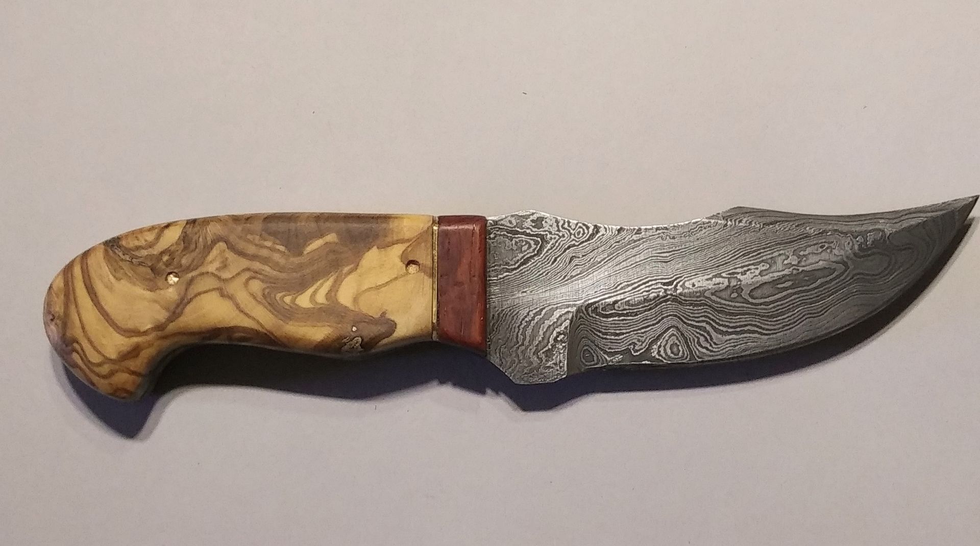 Clip Point Hunting Knife 2 