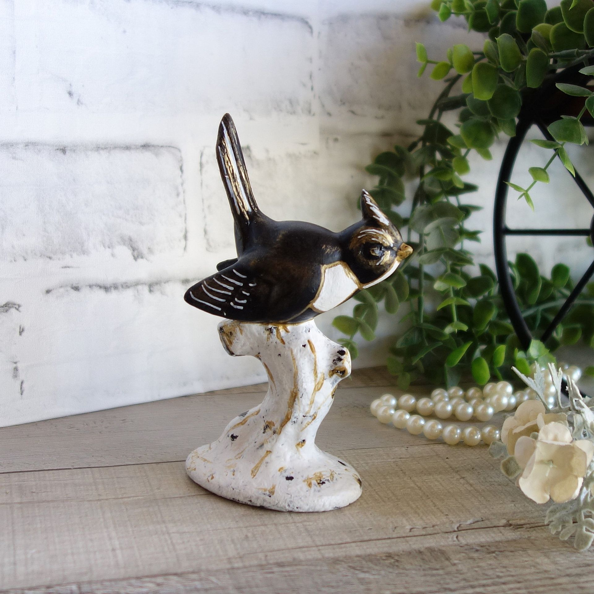 Courtly Songbirds Checked Figurine Black And White Stripes Decor 2 
