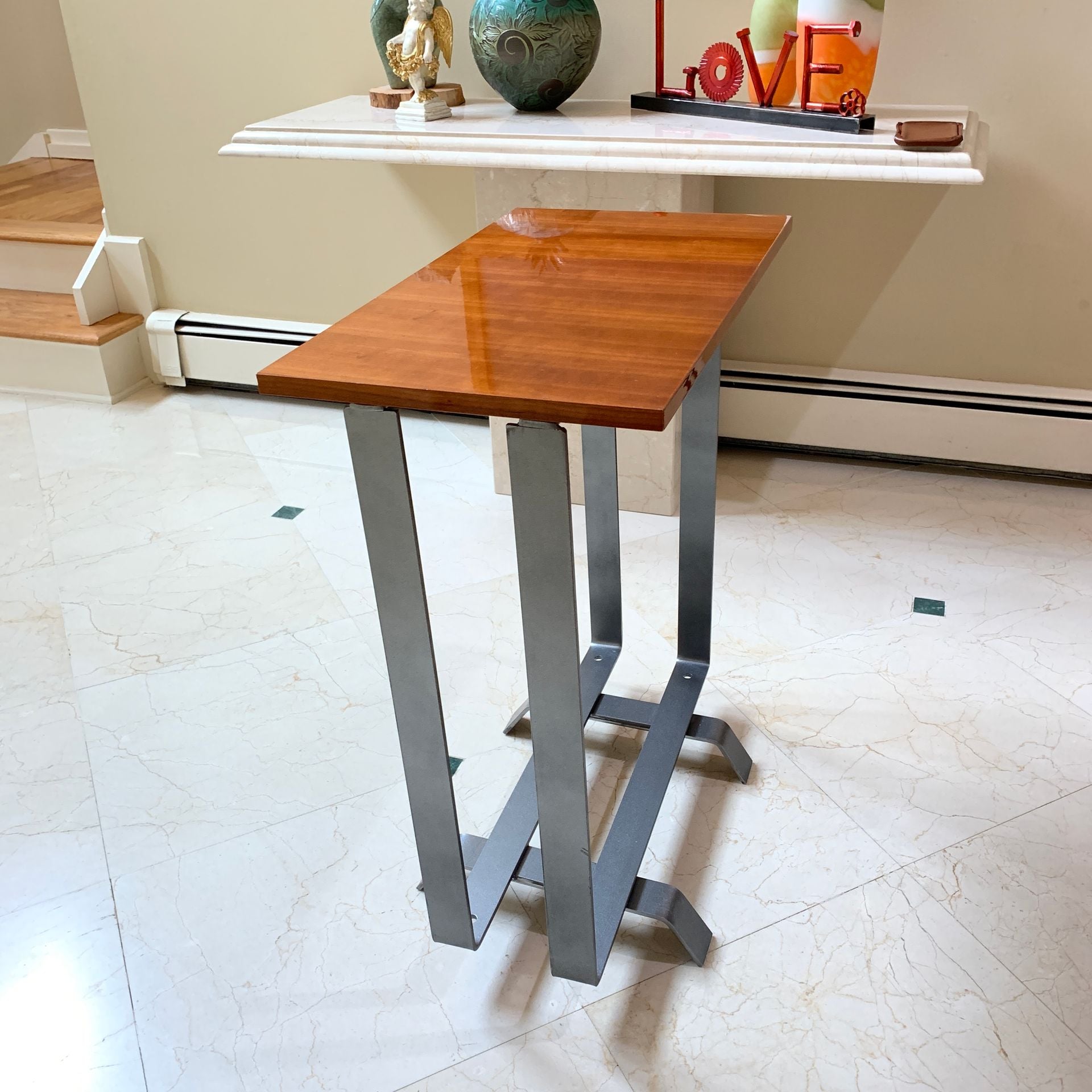 Studio Desk 7