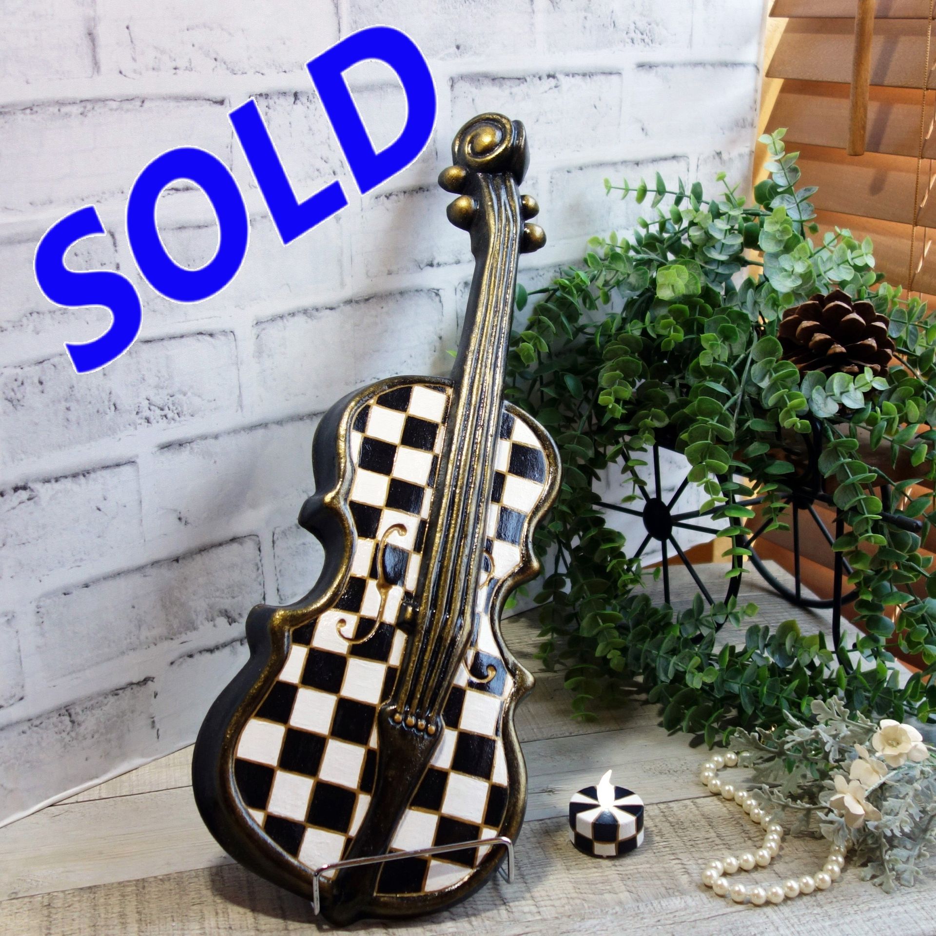 Courtly Violin with Checked Candle Black and White Checked Wall Decor Checked Mantle Decor 1 