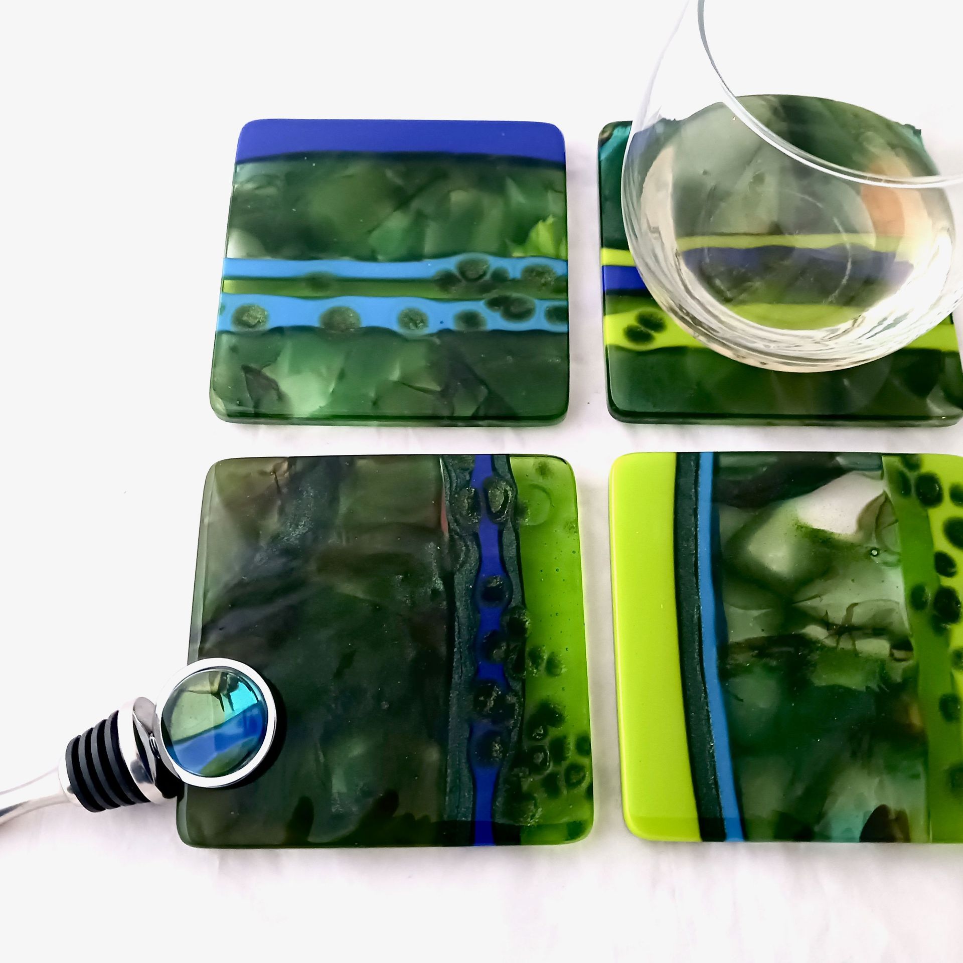 Nature-Inspired Fused Glass Bottle Stopper Featuring Handmade Glass - Meander 4