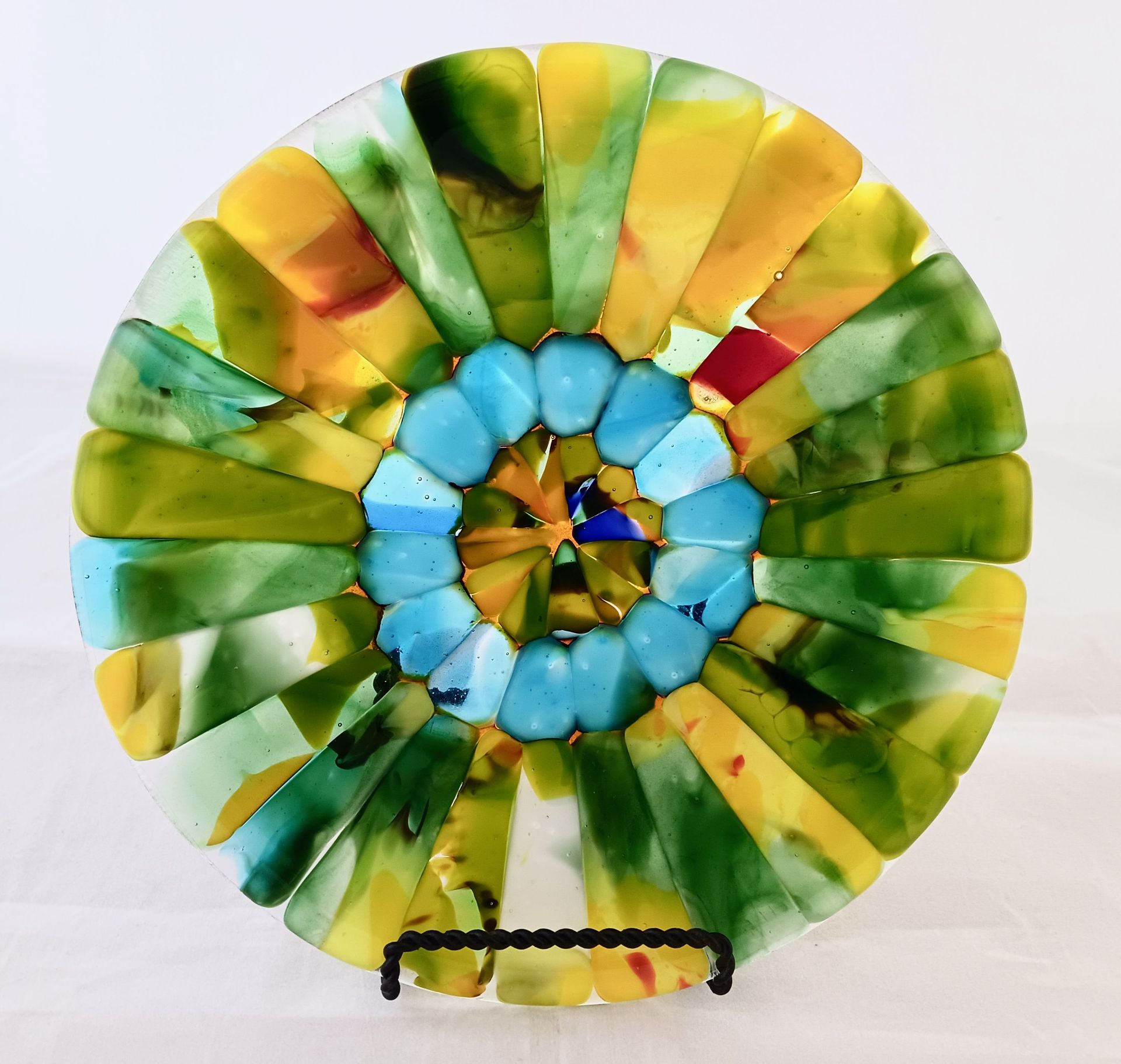Garden Inspired Fused Glass Round Plate Featuring Handmade Glass - Summer Daze Zinnia 1