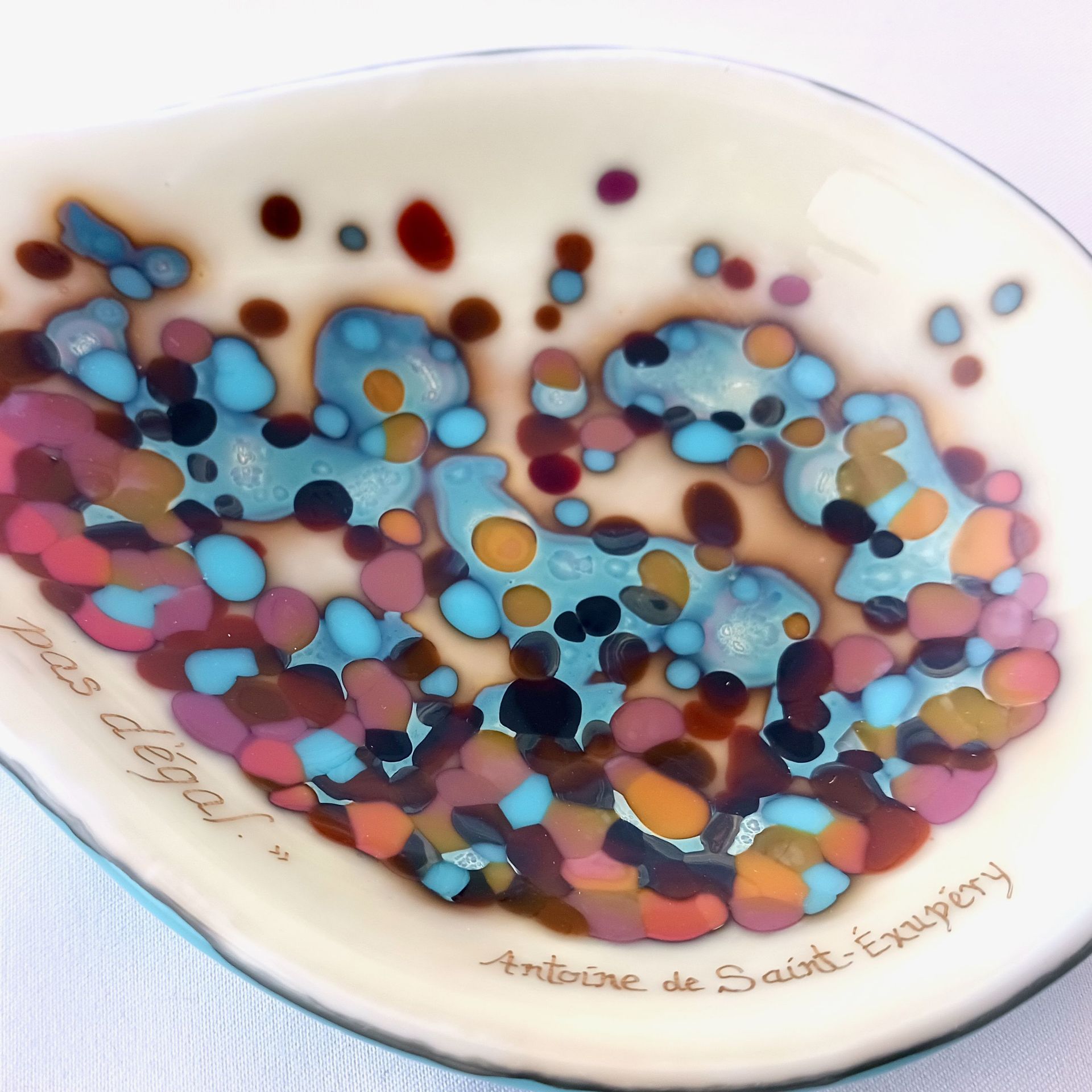 Contemporary Fused Glass Spoon Rest Featuring Hand Printed French Quote - Cannellini Sky 4