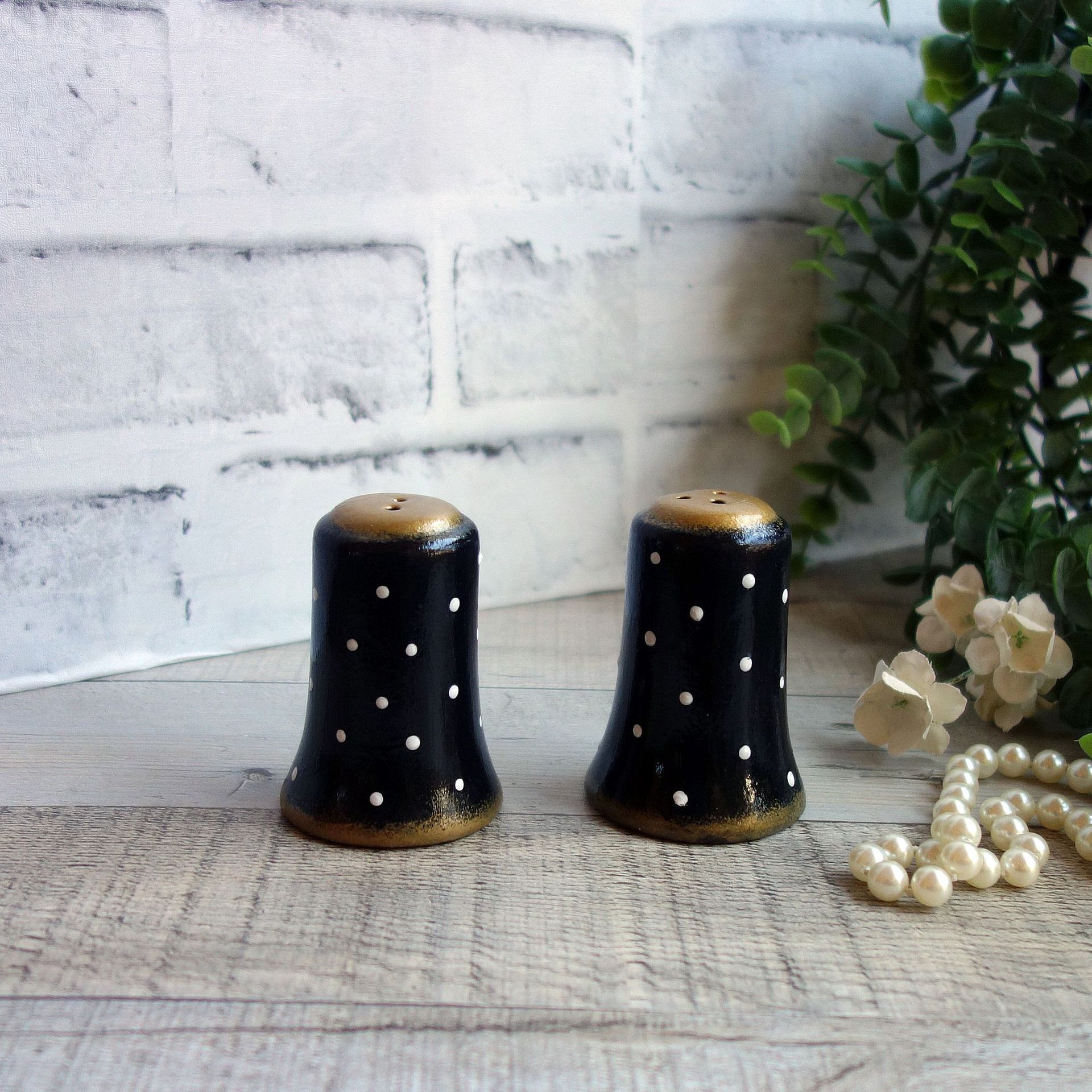 Black White Polka Dot Salt Pepper Shaker Polka Dot Decor Polka Dot Kitchen Decor