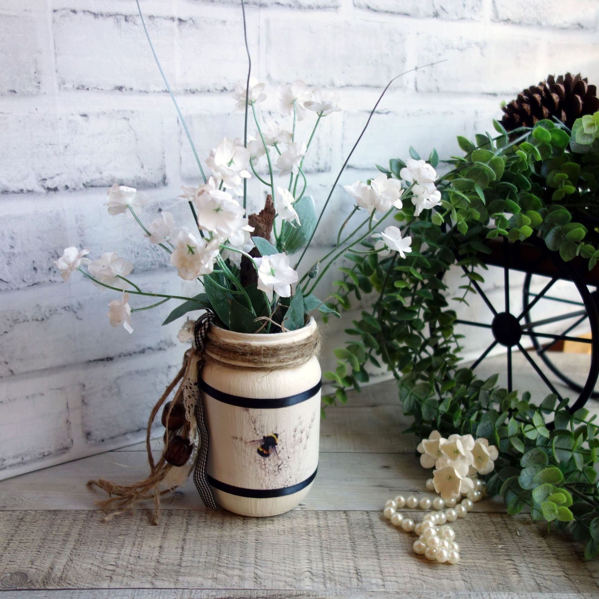 Rustic Honey Bee Decor Jar Vase Floral Decor Bee with Flowers Decor Save The Bees 3 