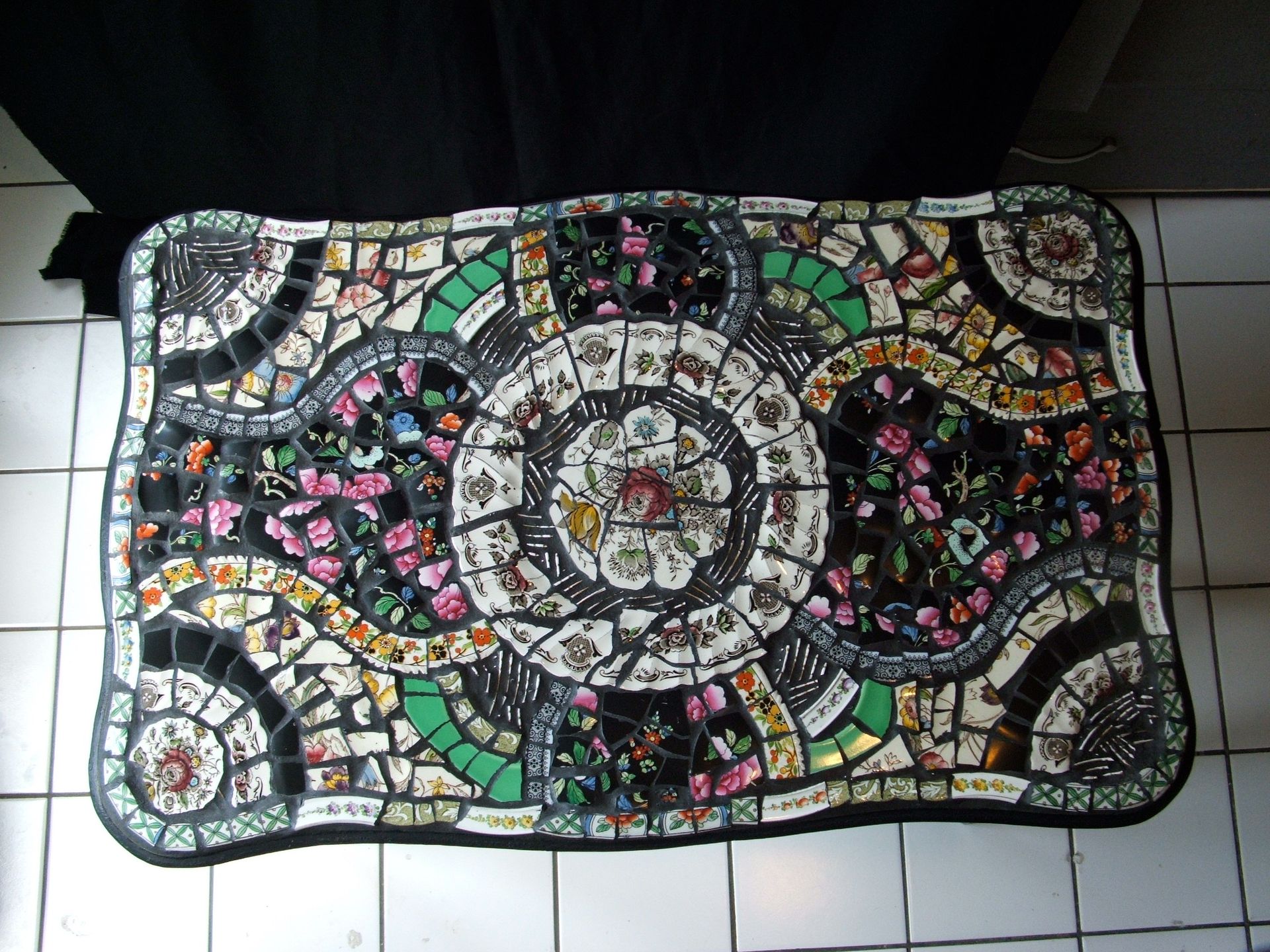 Broken China Mosaic Coffee Table 2