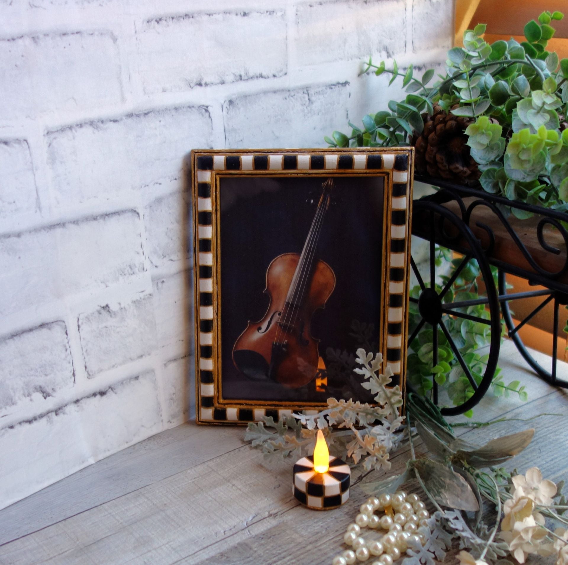 Hand Painted Checks Vintage Checked Picture Frame With Checked Tea Light Candle 3 