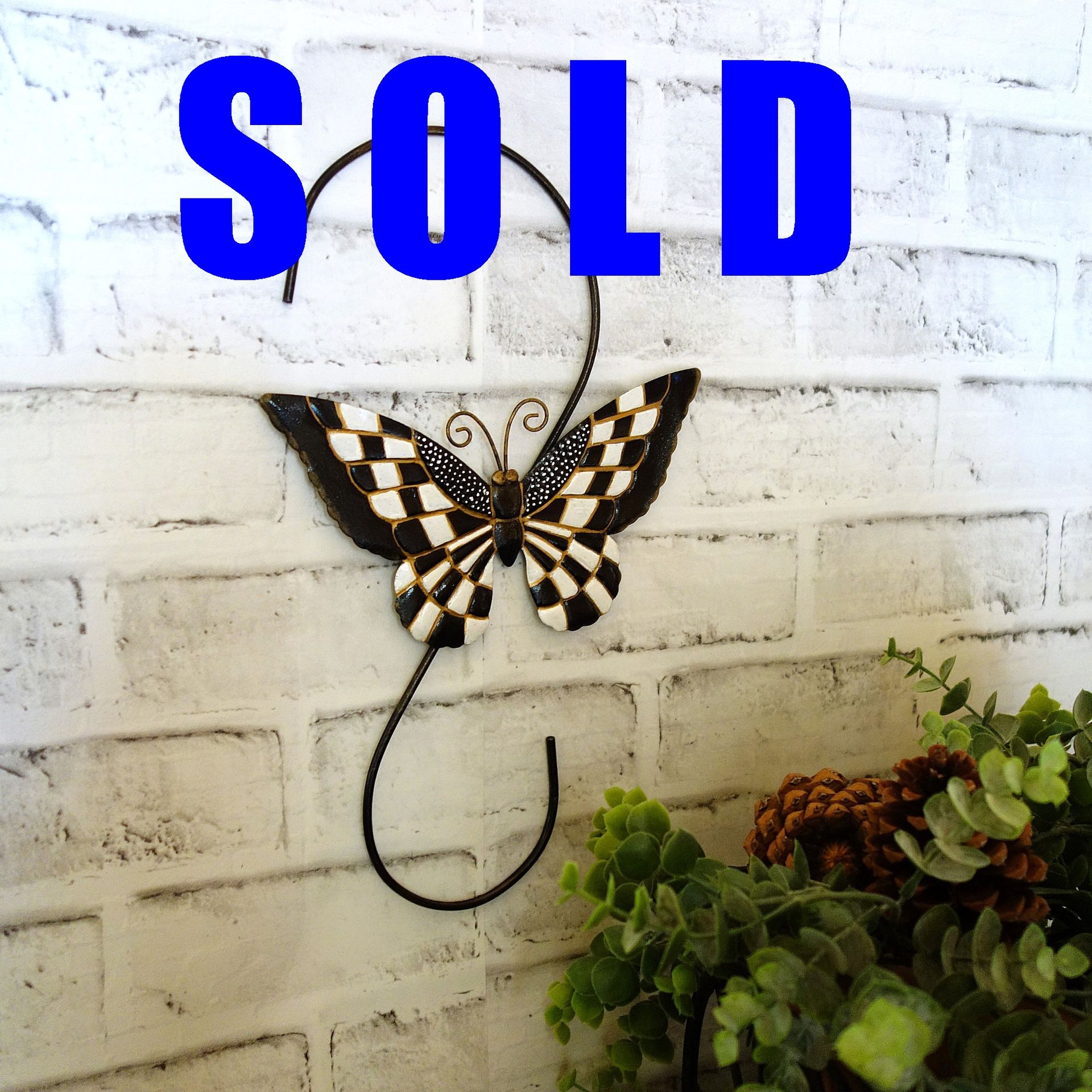 Black & White Check Patio Decor Checked Butterfly S Hook Balcony Porch Decor 1 