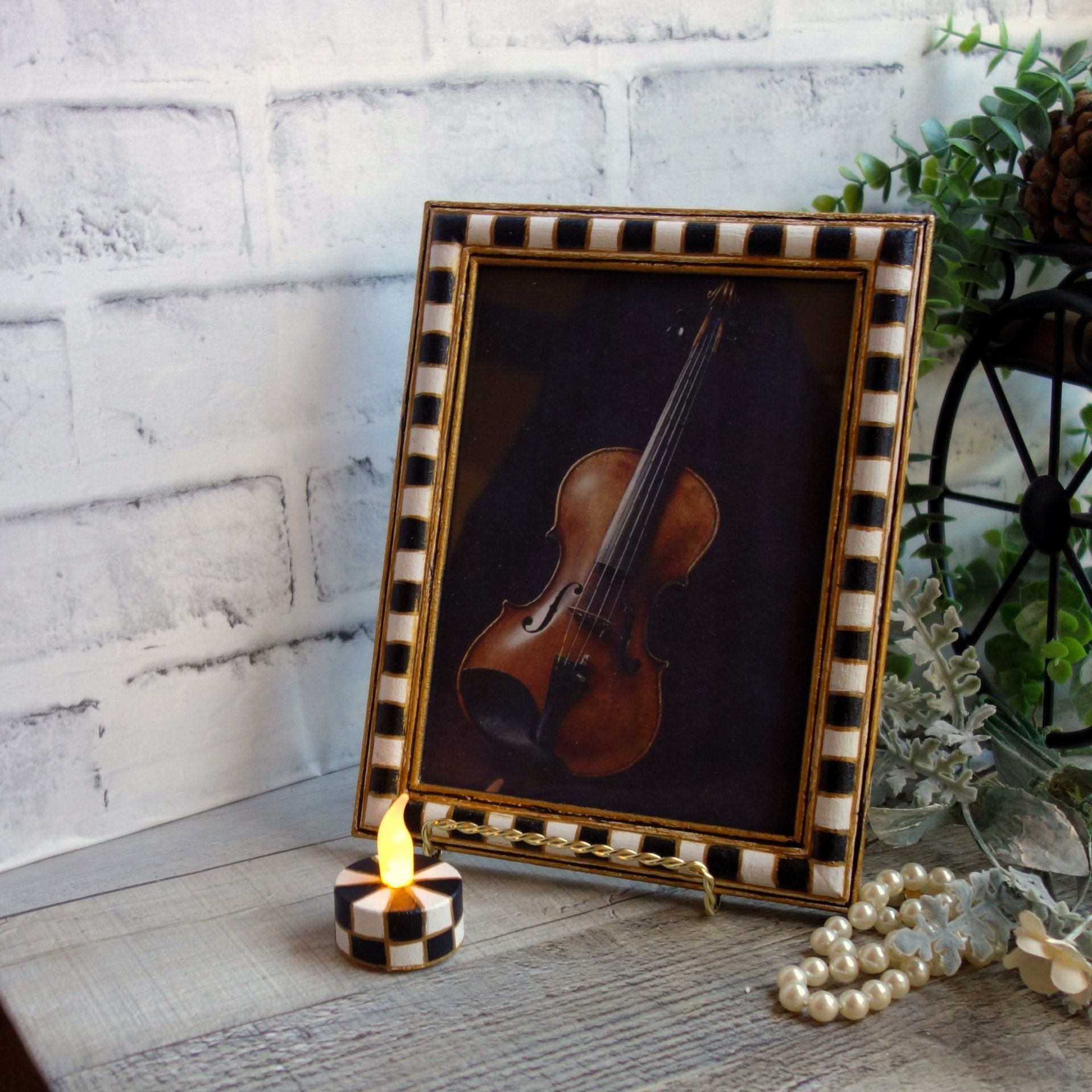 Hand Painted Checks Vintage Checked Picture Frame With Checked Tea Light Candle 5 