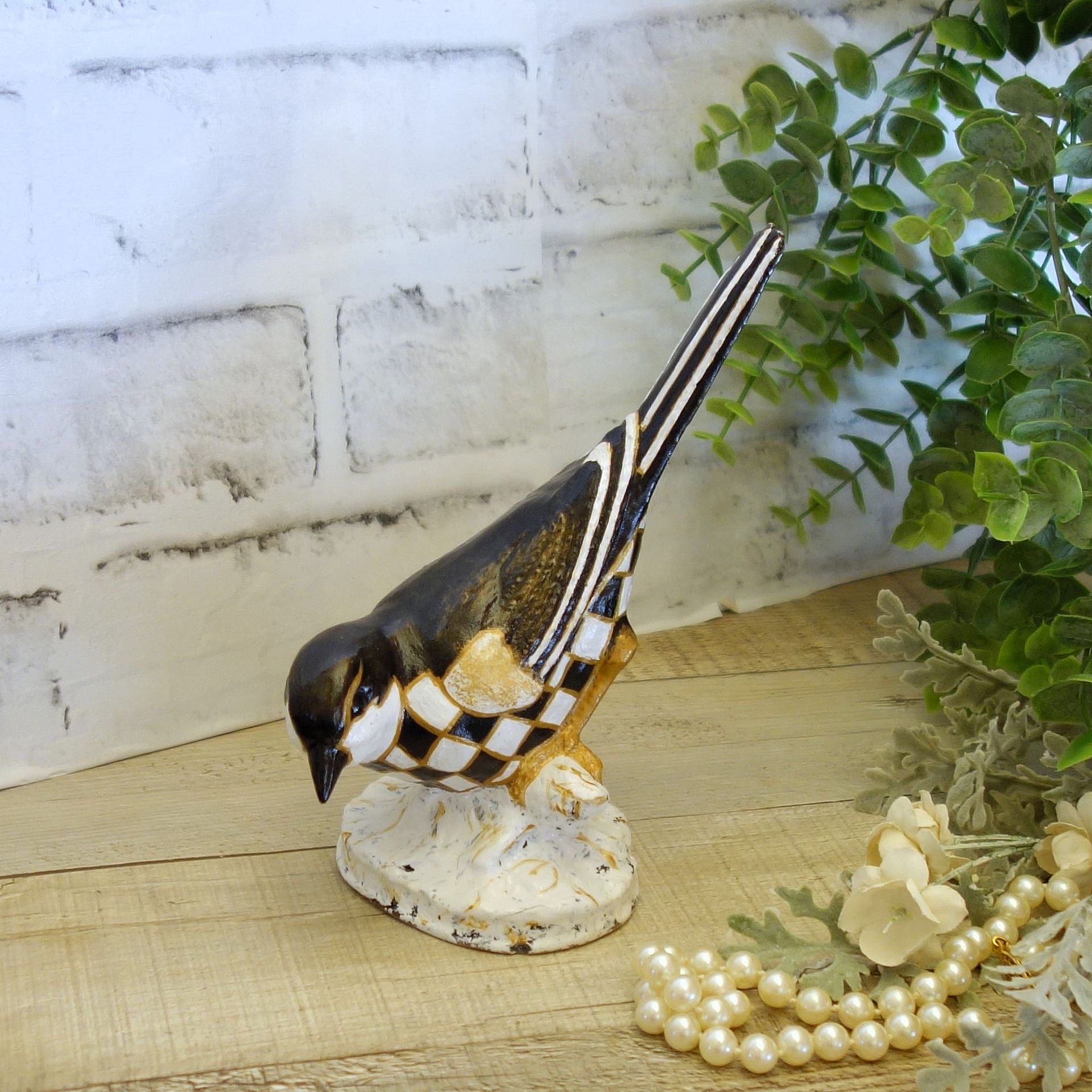 Courtly Songbird Figurine Checked Bird Decor 5 