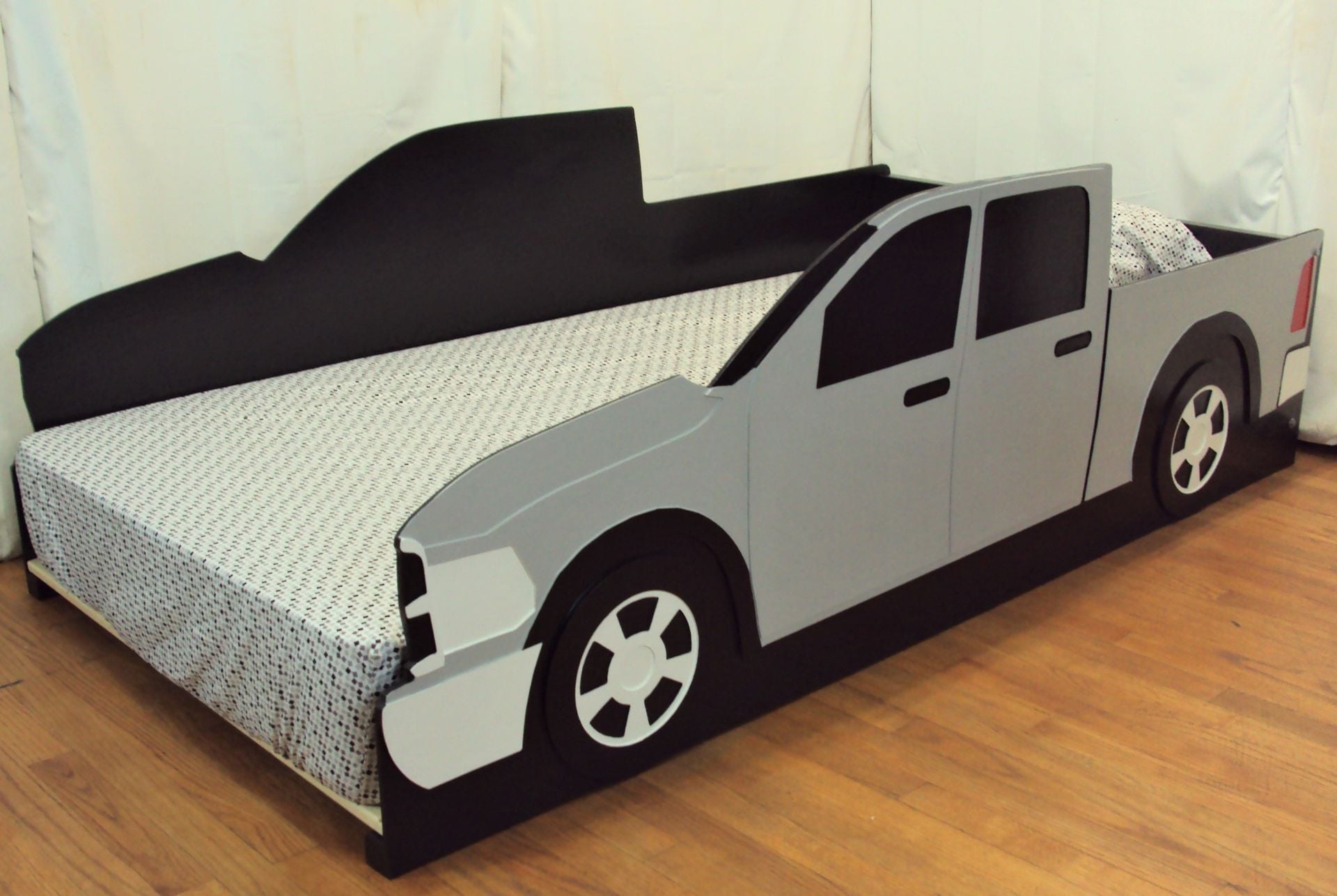 Pickup Truck Twin Kids Bed Frame - Handcrafted - Truck Themed Children's Bedroom Furniture 3 