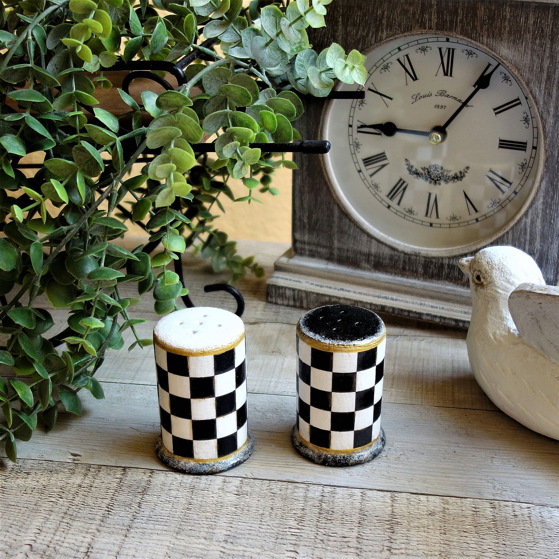 Whimsical Checks Salt And Pepper Shaker Checkered Decor 2 