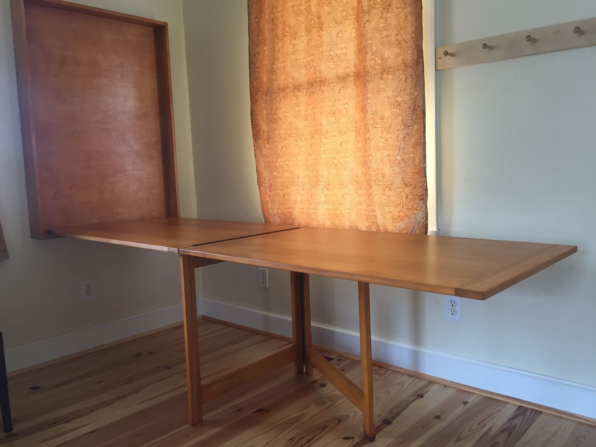 Wall Mounted Table 3 