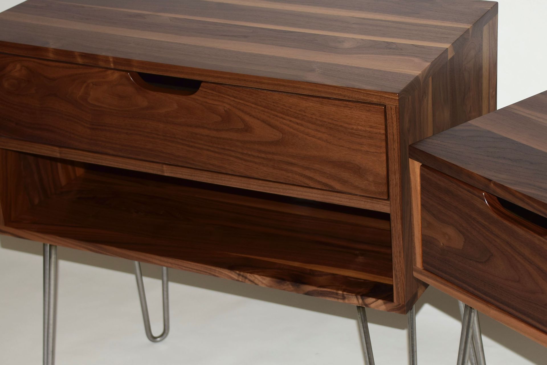 Tv Stand With Metal Legs Kely 2 