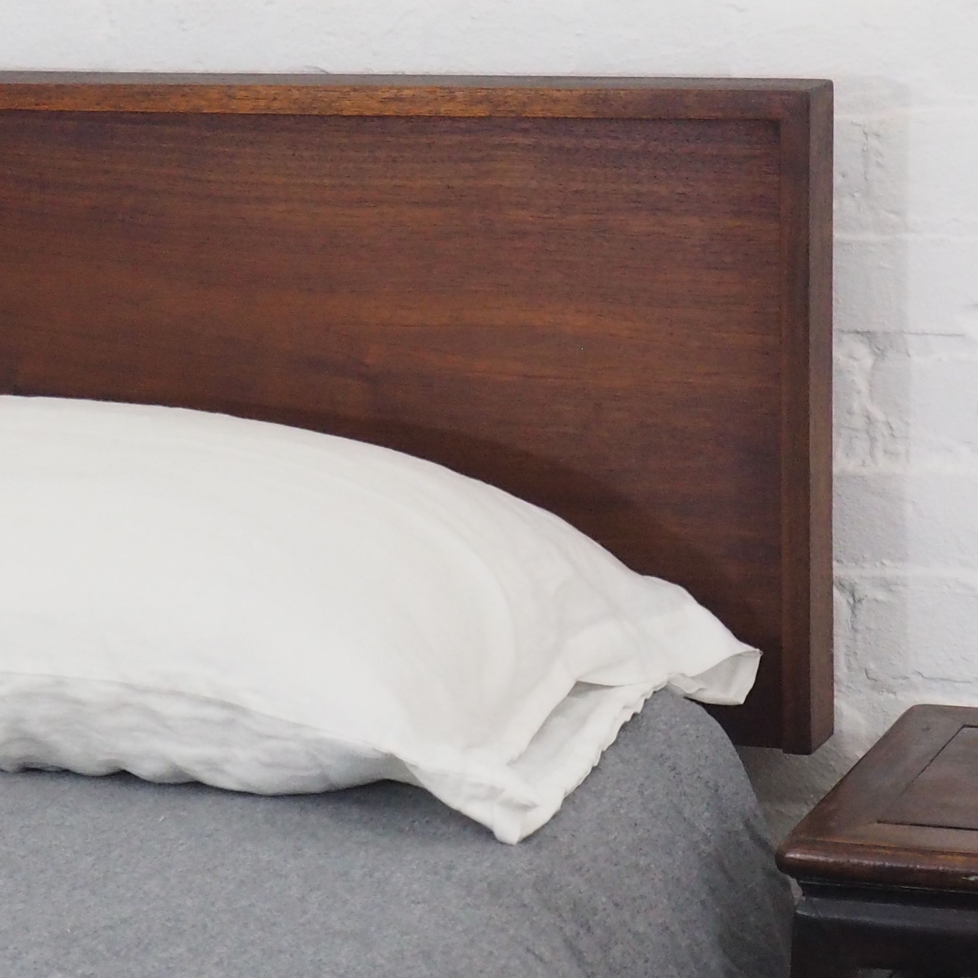 Minim Platform Bed 2