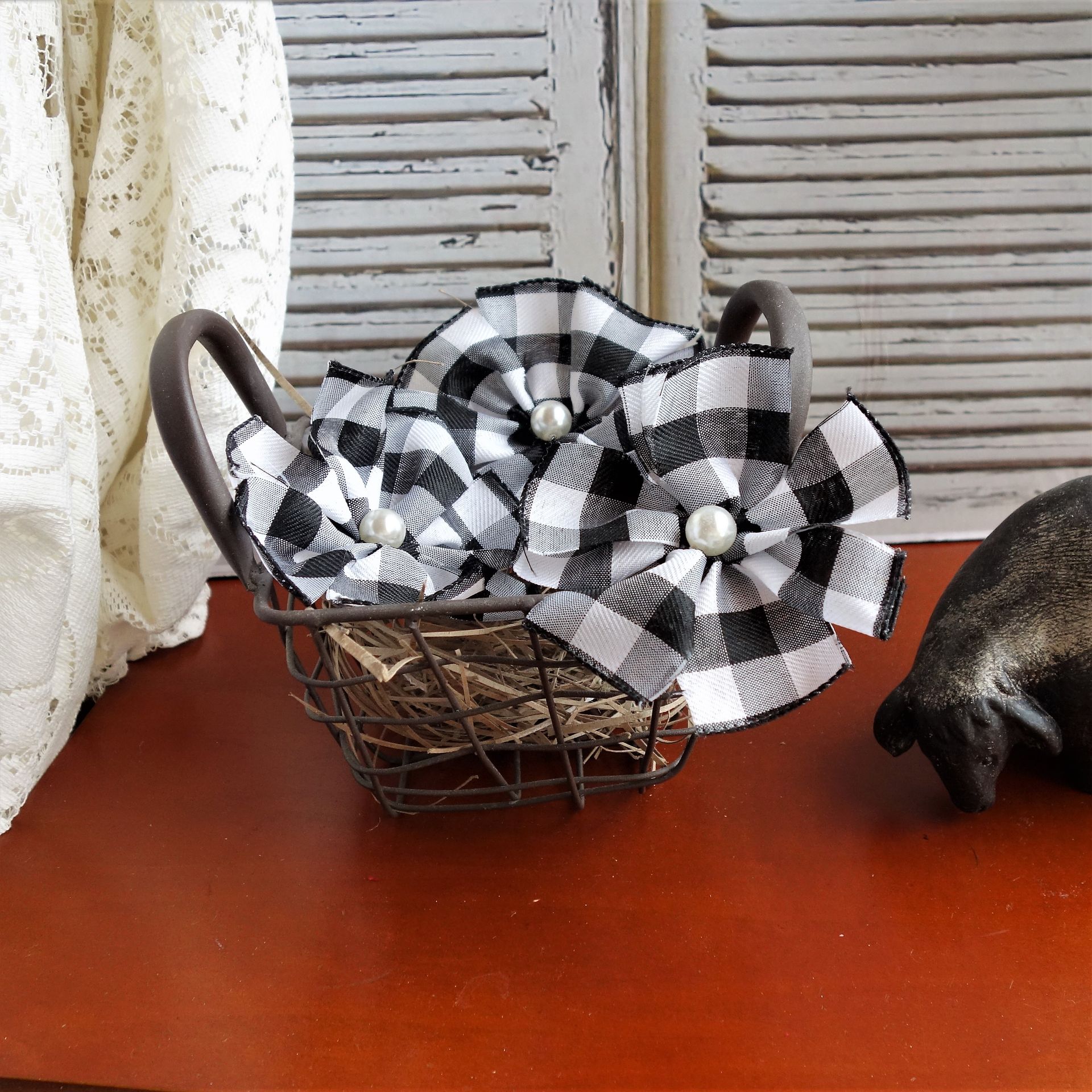 Farmhouse Flower Accents Buffalo Plaid Black And White Diy Magnets, Accents 2 