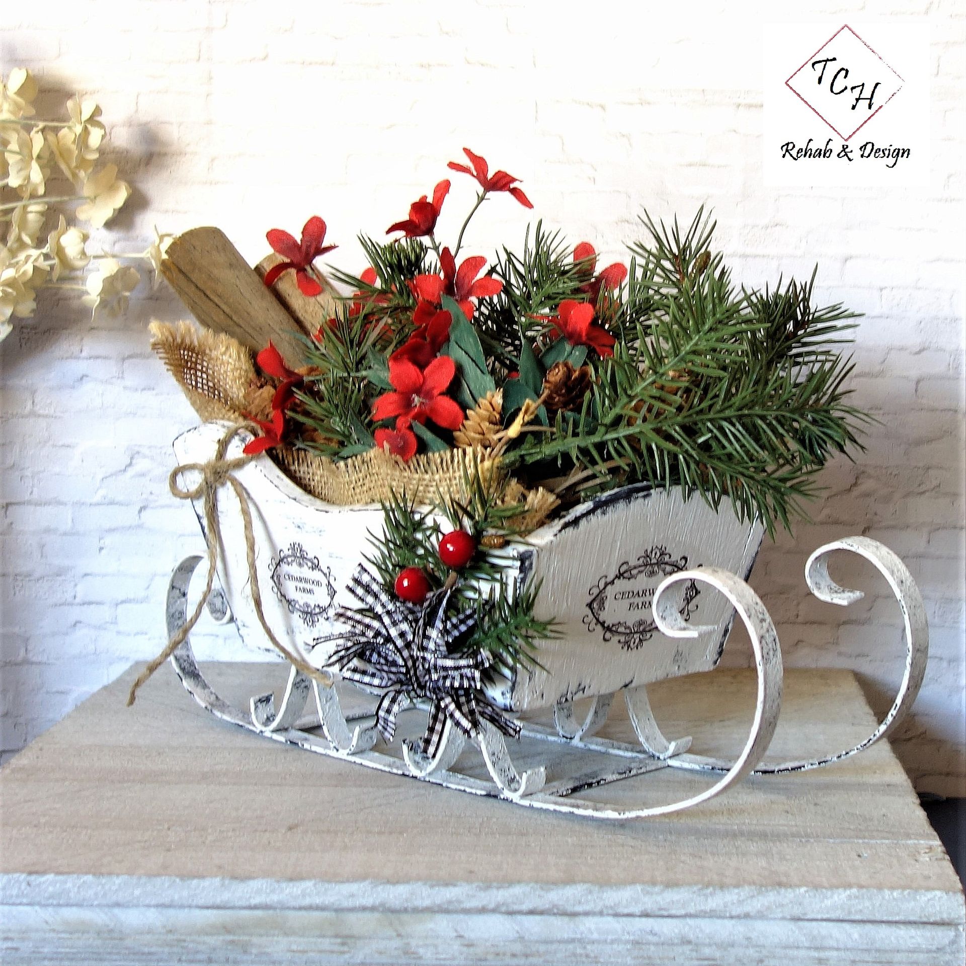 Wood Sleigh Winter Floral Arrangement Farmhouse Cabin Decor 1 