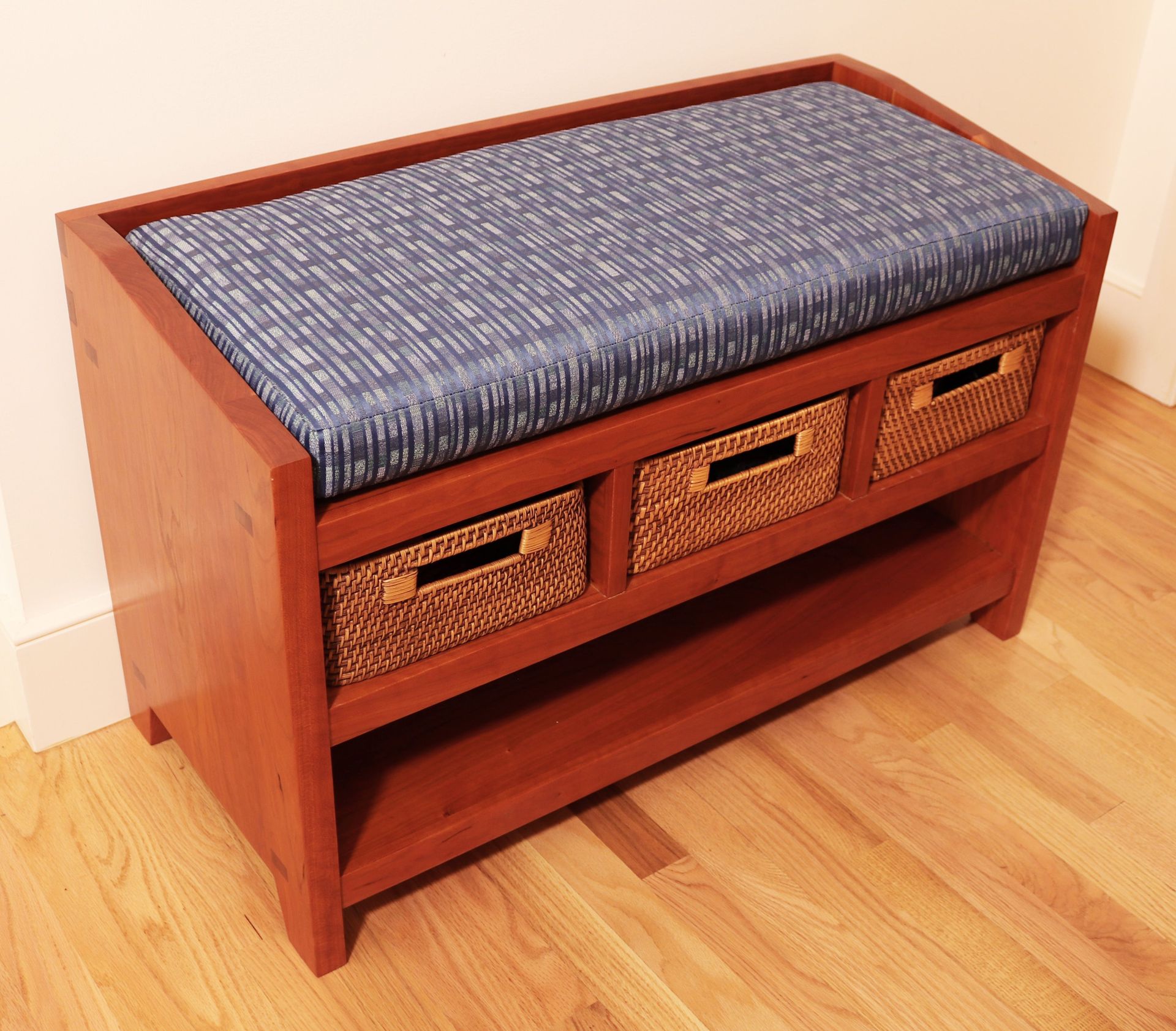 HALL BENCH WITH STORAGE 3