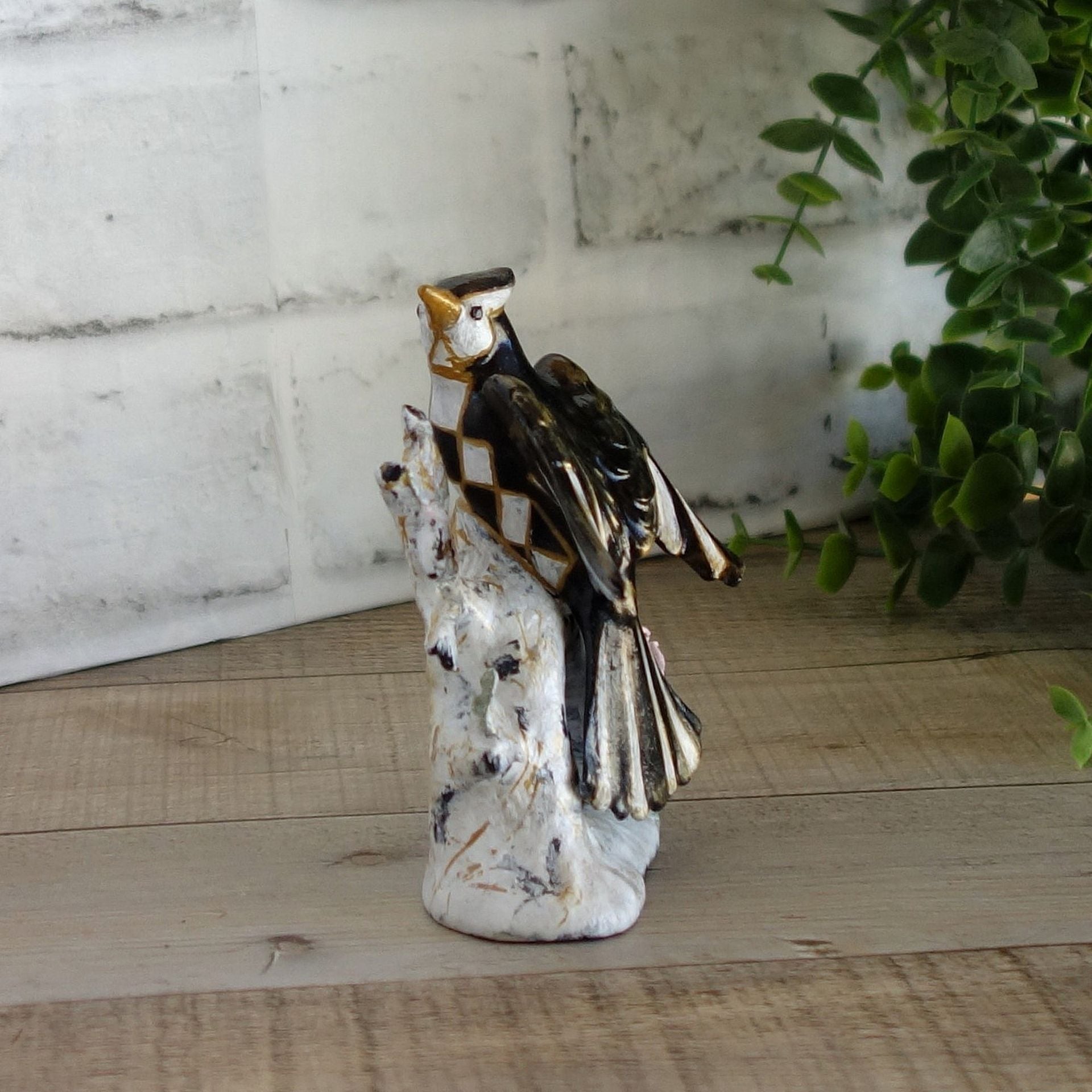 Elegant Checks Songbird Figurine Black And White Checks Decor 5 