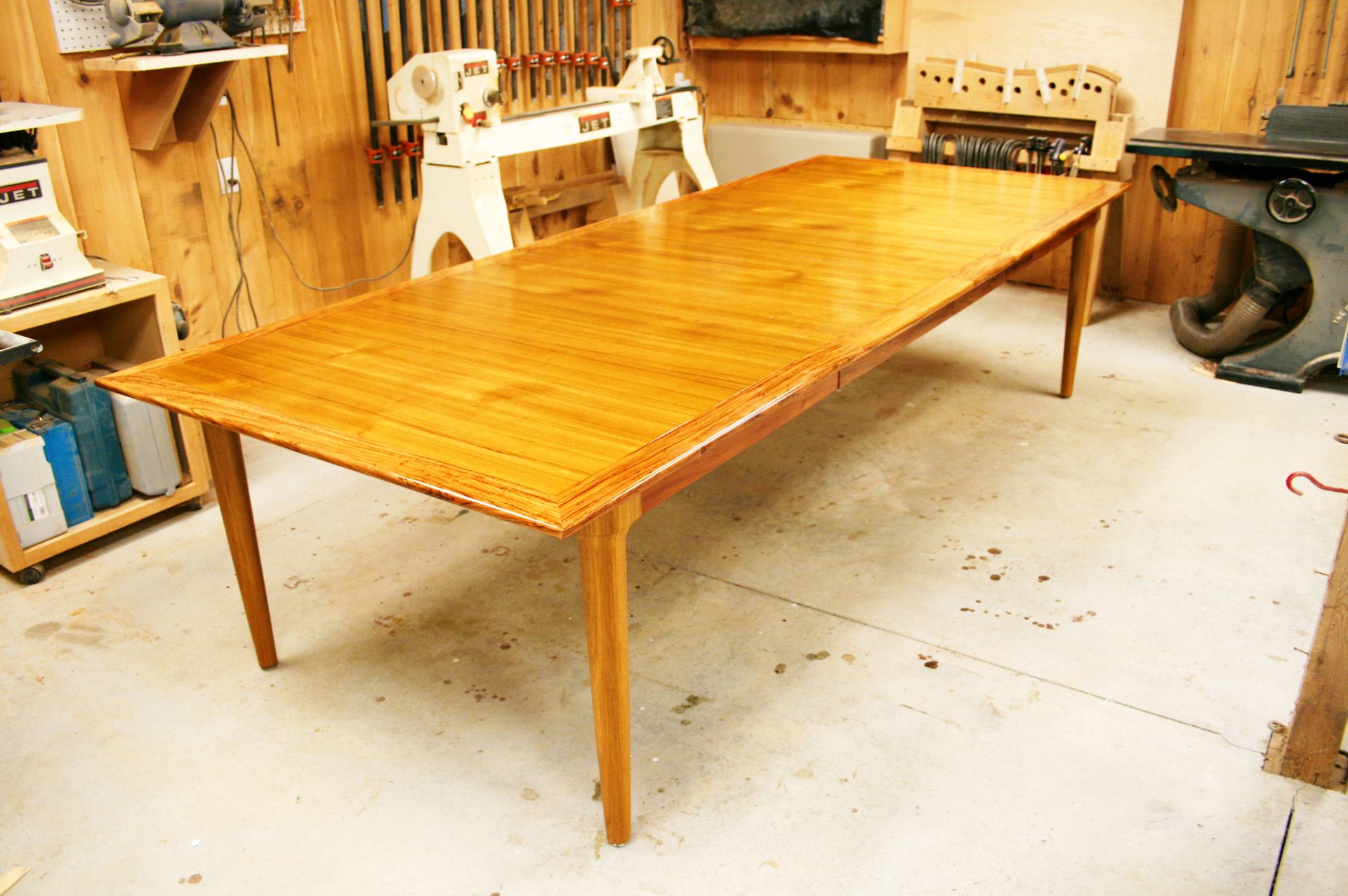 Mid Century Sculpted Extension Dining Table