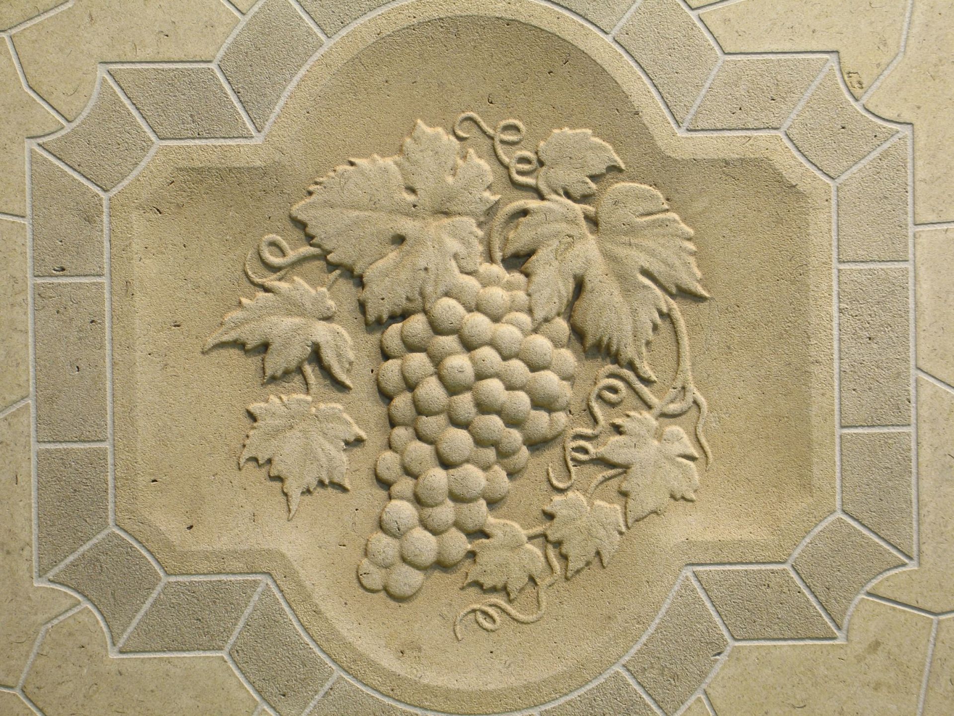 Limestone Classic Grape Relief Monolithic Mosaic Back Splash Decorative Tile Insert 4