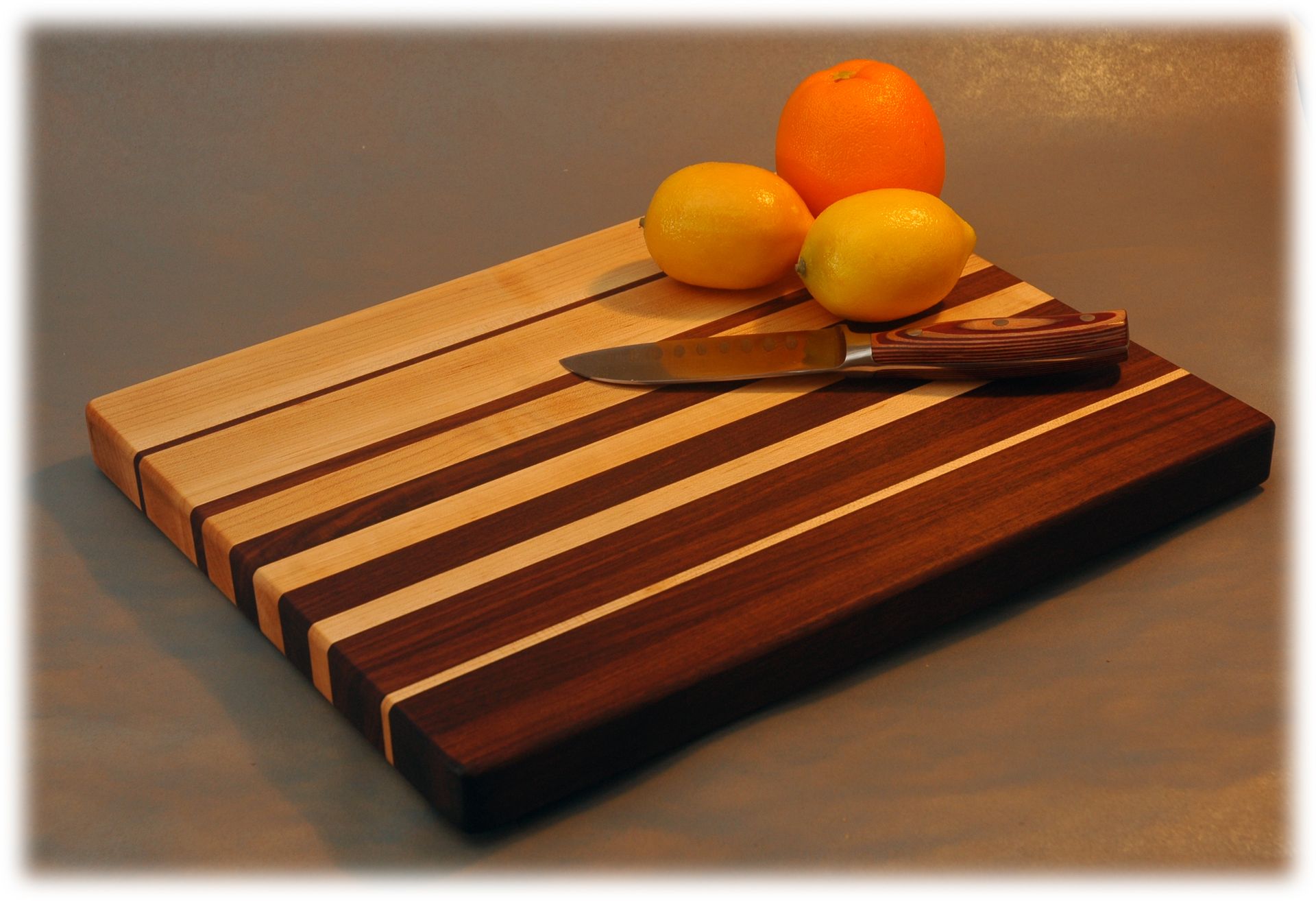 Edge Grain (Vegetable Style) Graduated Stripe Cutting Board 2 