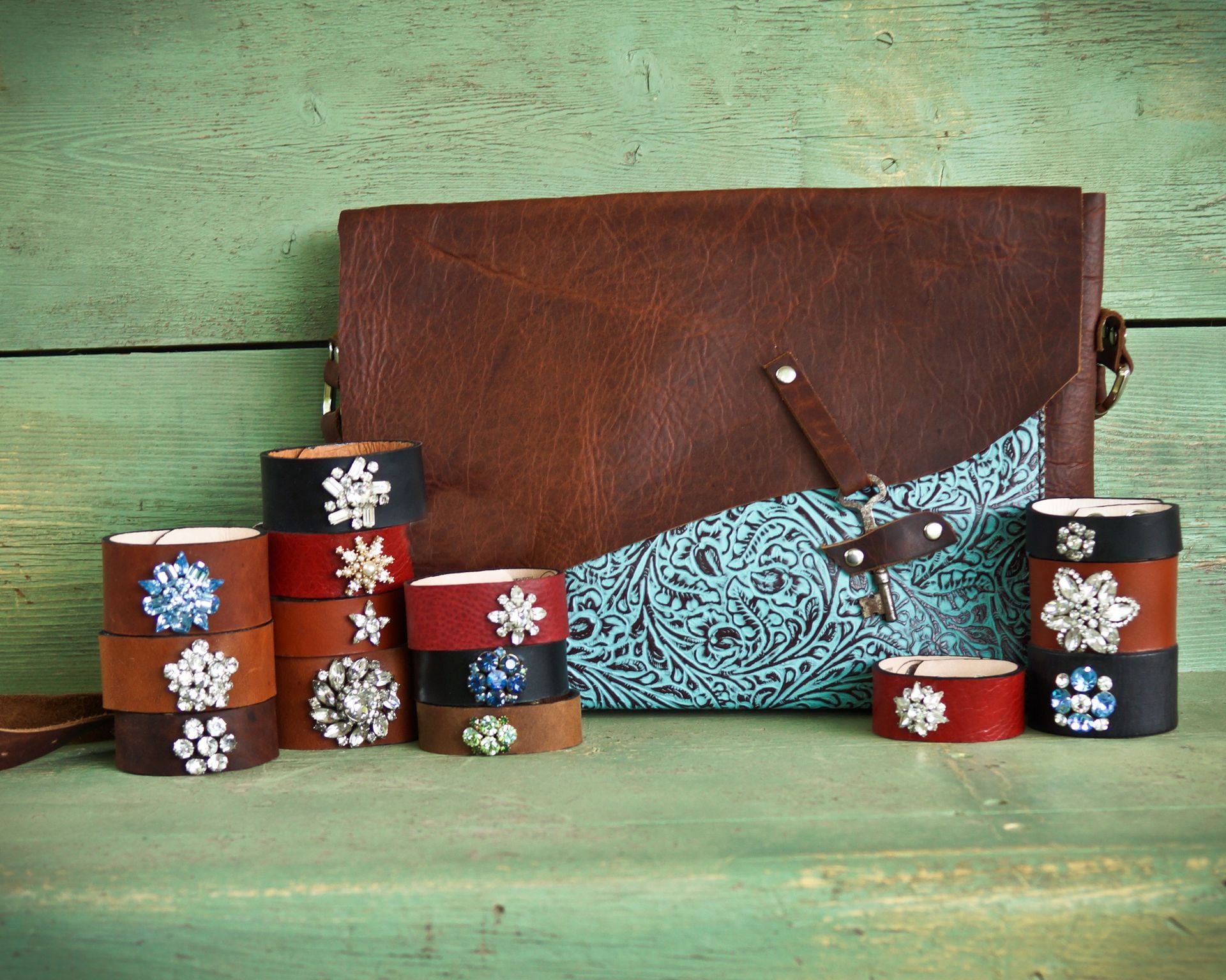 Bison And Turquoise Leather Bag Made With Skeleton Key Closure 4 