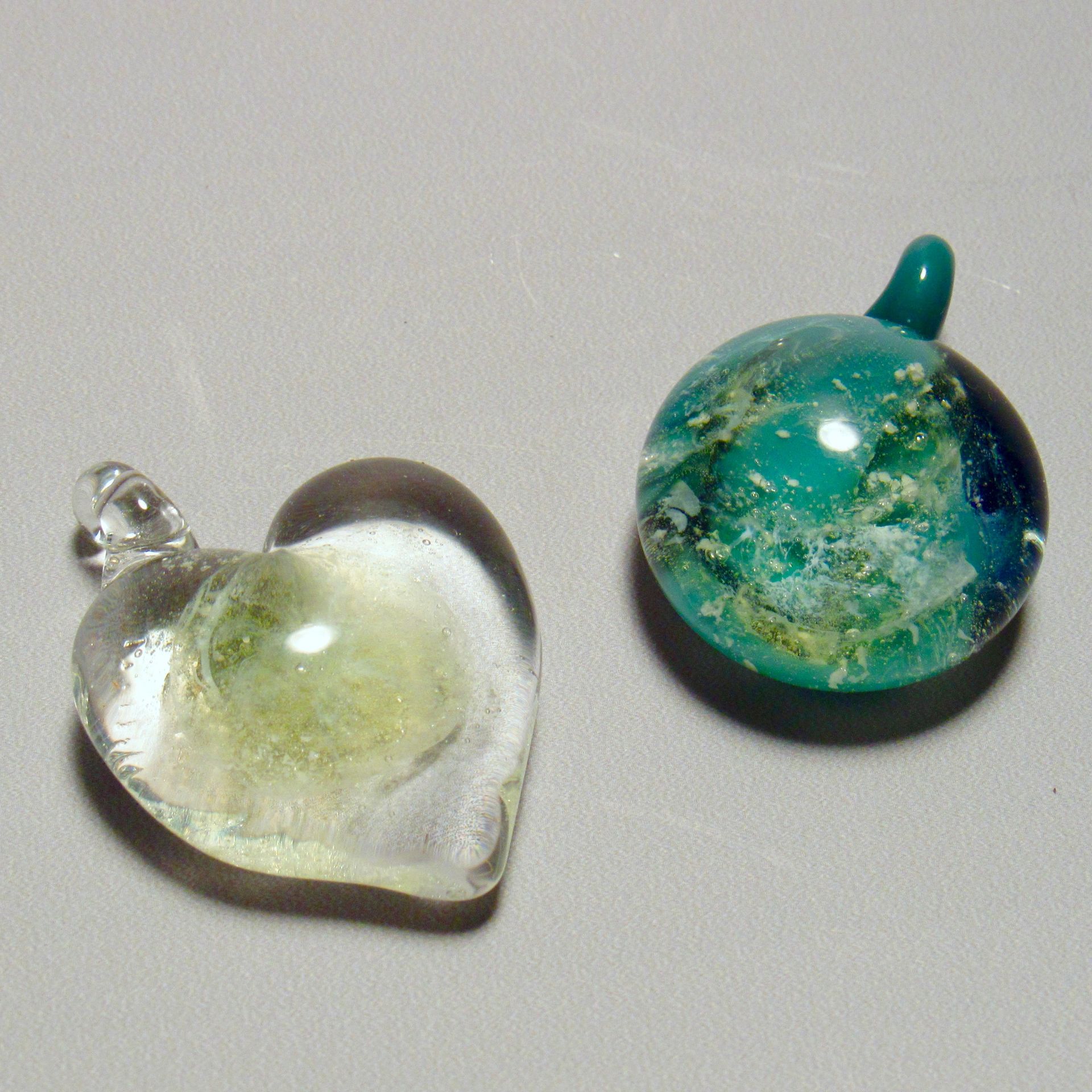 Glass Cremation Memorial Pendants 3