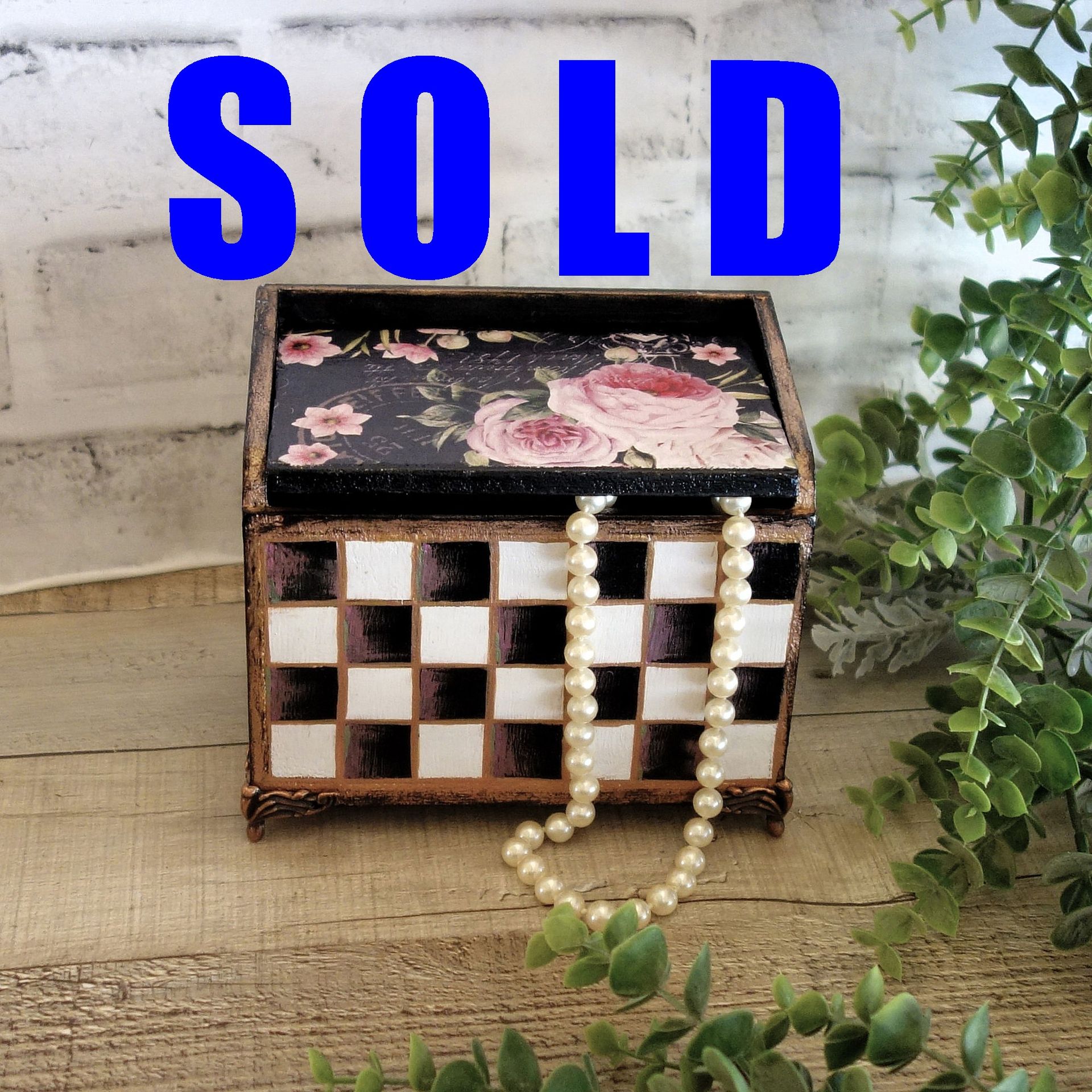 Hand Painted Whimsy Checks Pink Rose Decor Keepsake Box 1 